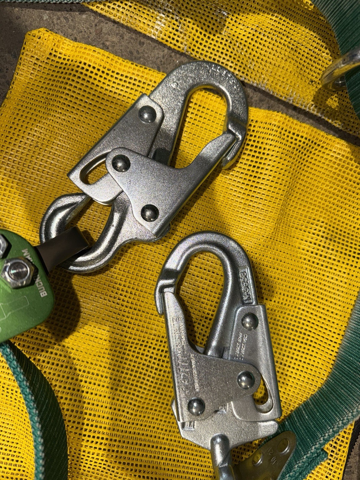 Buckingham 490DWDS Adjustable Positioning Lanyard with Rope Grab & Snaps