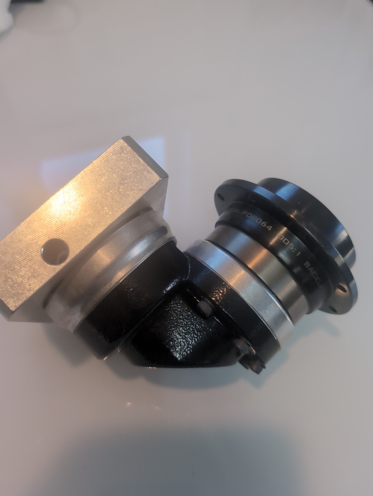 Apex Dynamics ADR064 Angled Planetary Gearbox 005:1 Ratio