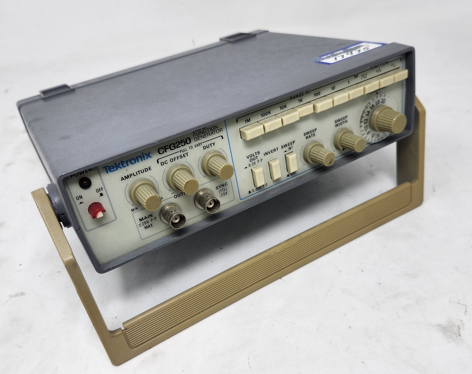 Tektronix CFG250 0.2Hz – 2MHz Function Generator – FUNCTION GENERATOR ONLY
