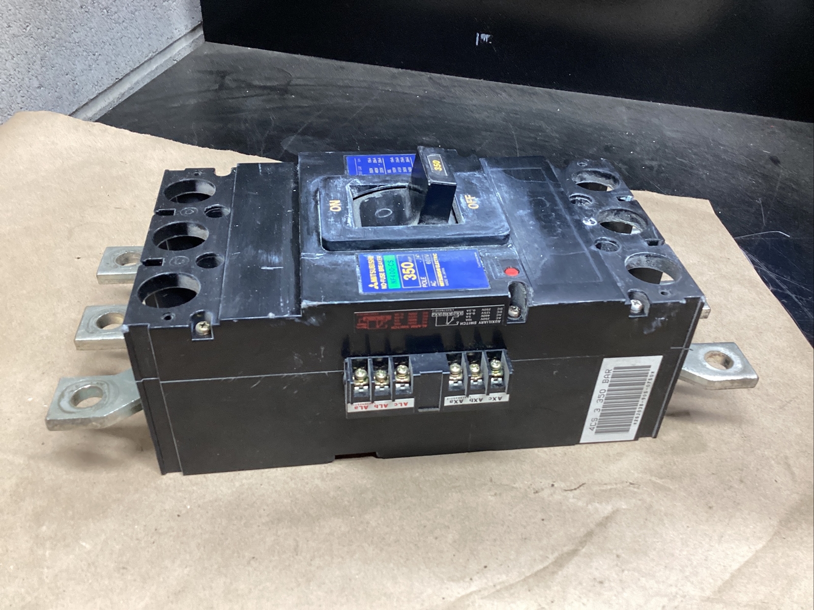 MITSUBISHI NO-FUSE BREAKER NF400-CS / 350 AMP 3Pole #273D23PR5