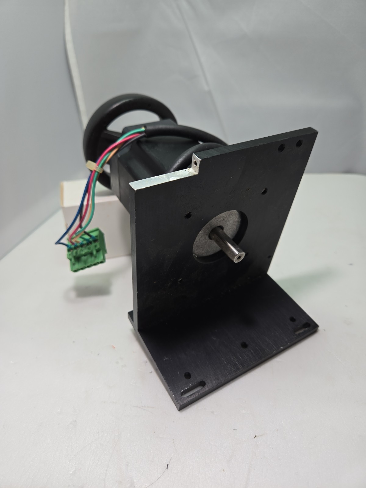 Vexta Oriental Motor PK569BUA 5-Phase Stepping Motor (DC1.4A ) W/ bracket M67