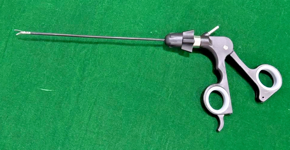 Laparoscopic Pediatric Curved Scissor 3mmx200mm Reusable Instruments