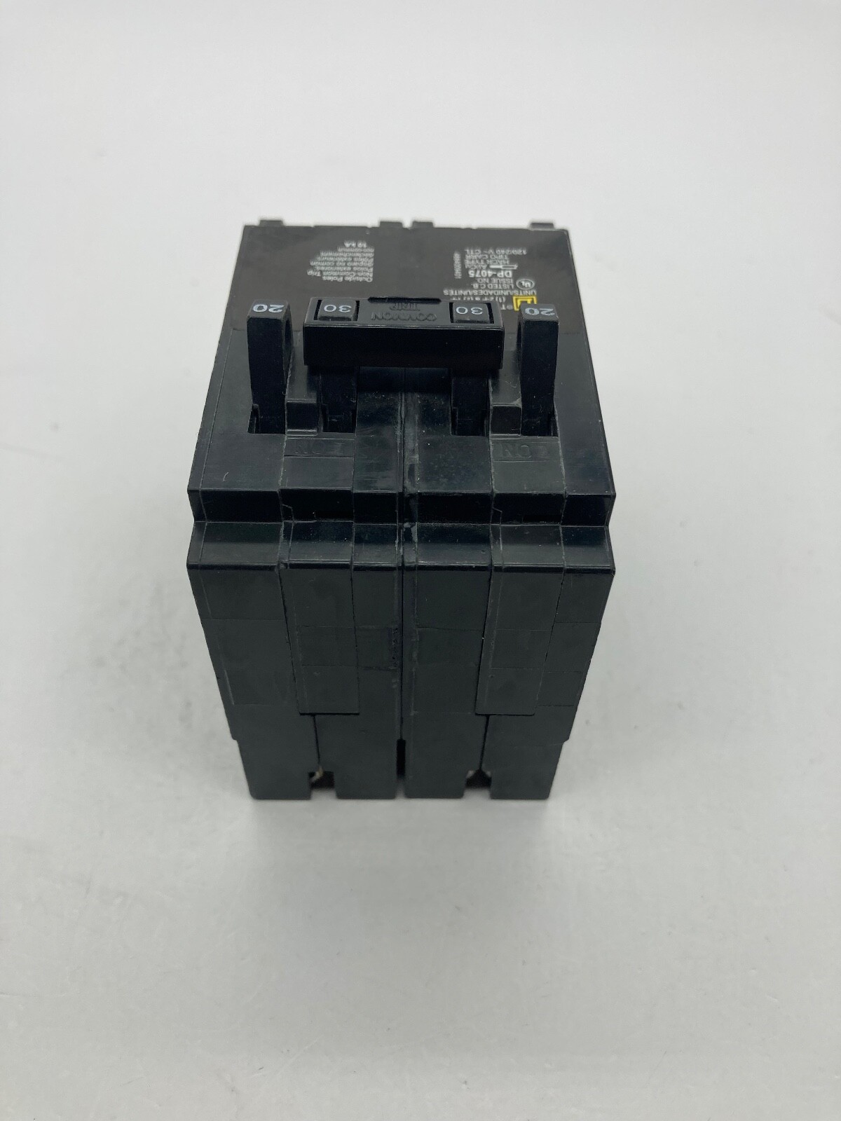HOMT2020230 Homeline Quad Two 1 Pole 20 Amp One 2P 30 Amp Plug In Tandem Breaker