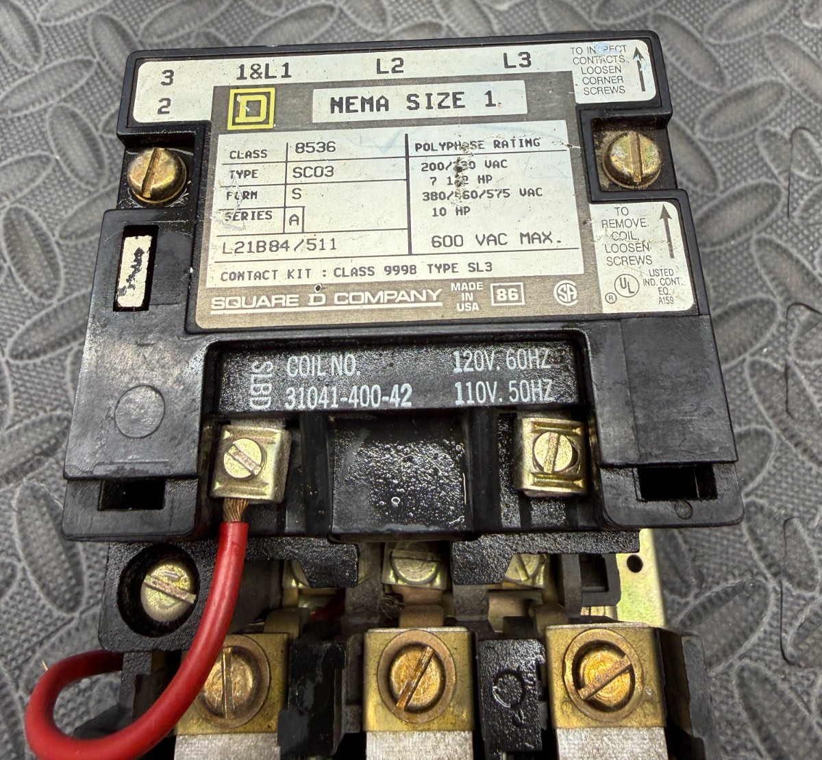Square D 8536SC03S NEMA Size-1 600VAC Magnetic Motor Starter