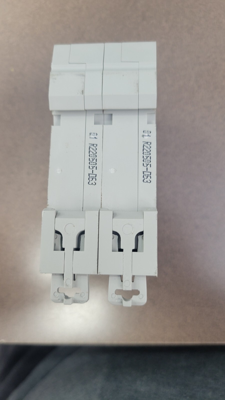 Din Rail 63A 240VAC/125VDC Circuit Breaker