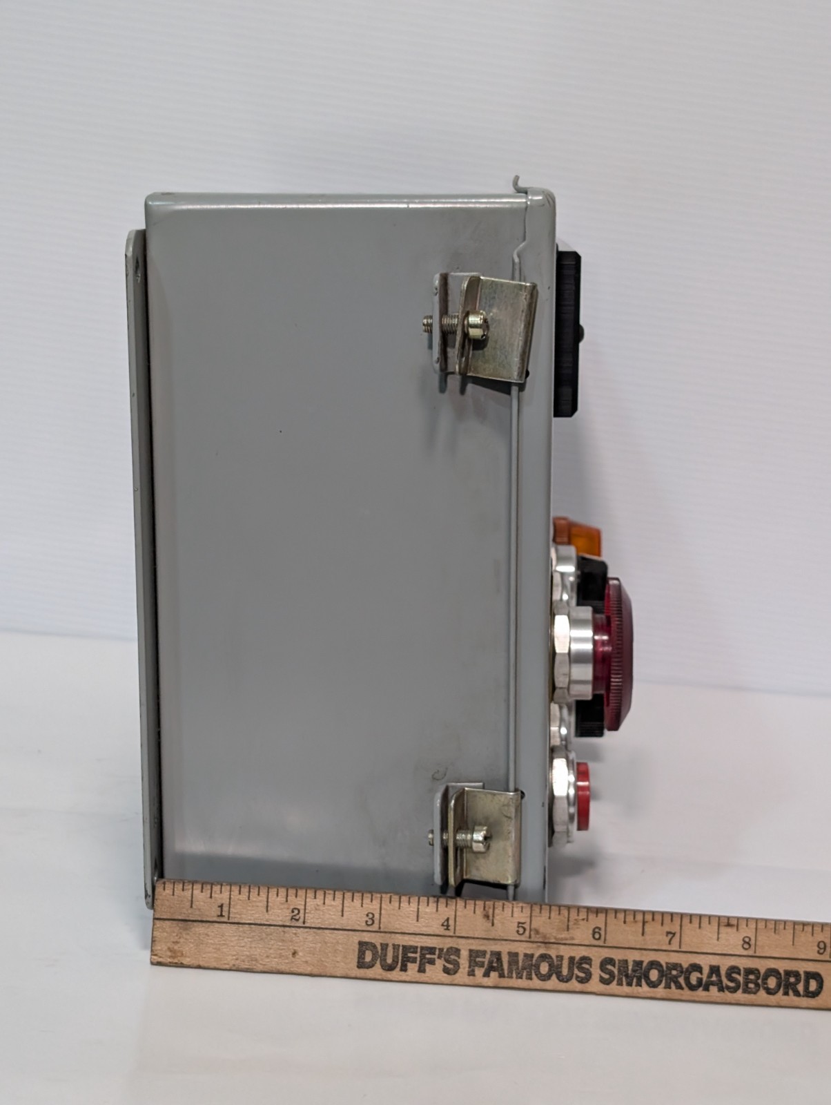 IEE 05464ASSY36613-01A PCB Display Assembly in Hoffman 13″ x 11″ x 5″ Enclosure