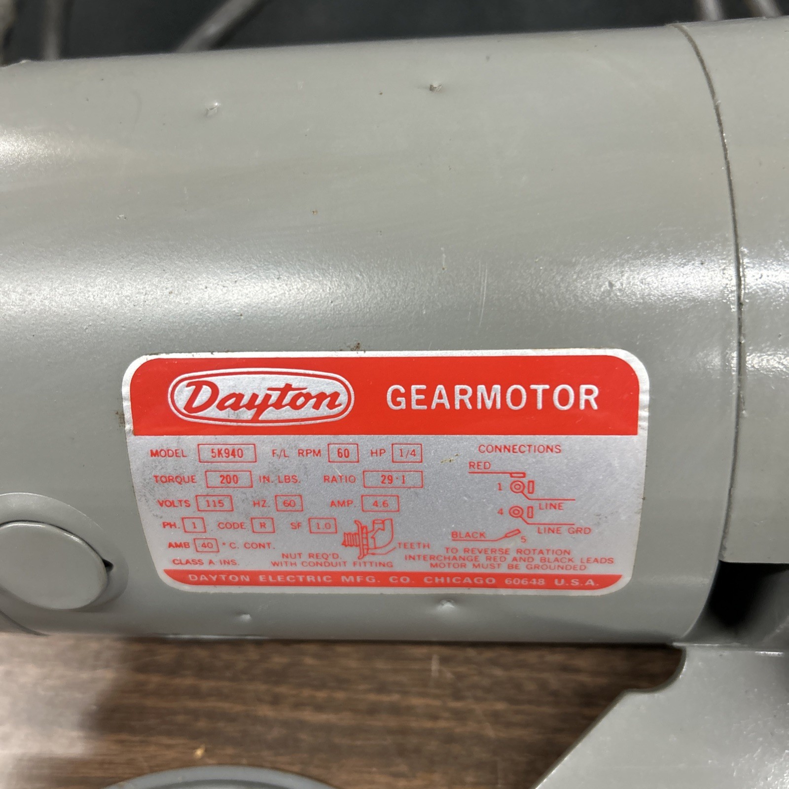 Dayton Gearmotor Model 5K940, 60RPM, 1/4Hp Ratio 29:1, 60Hz