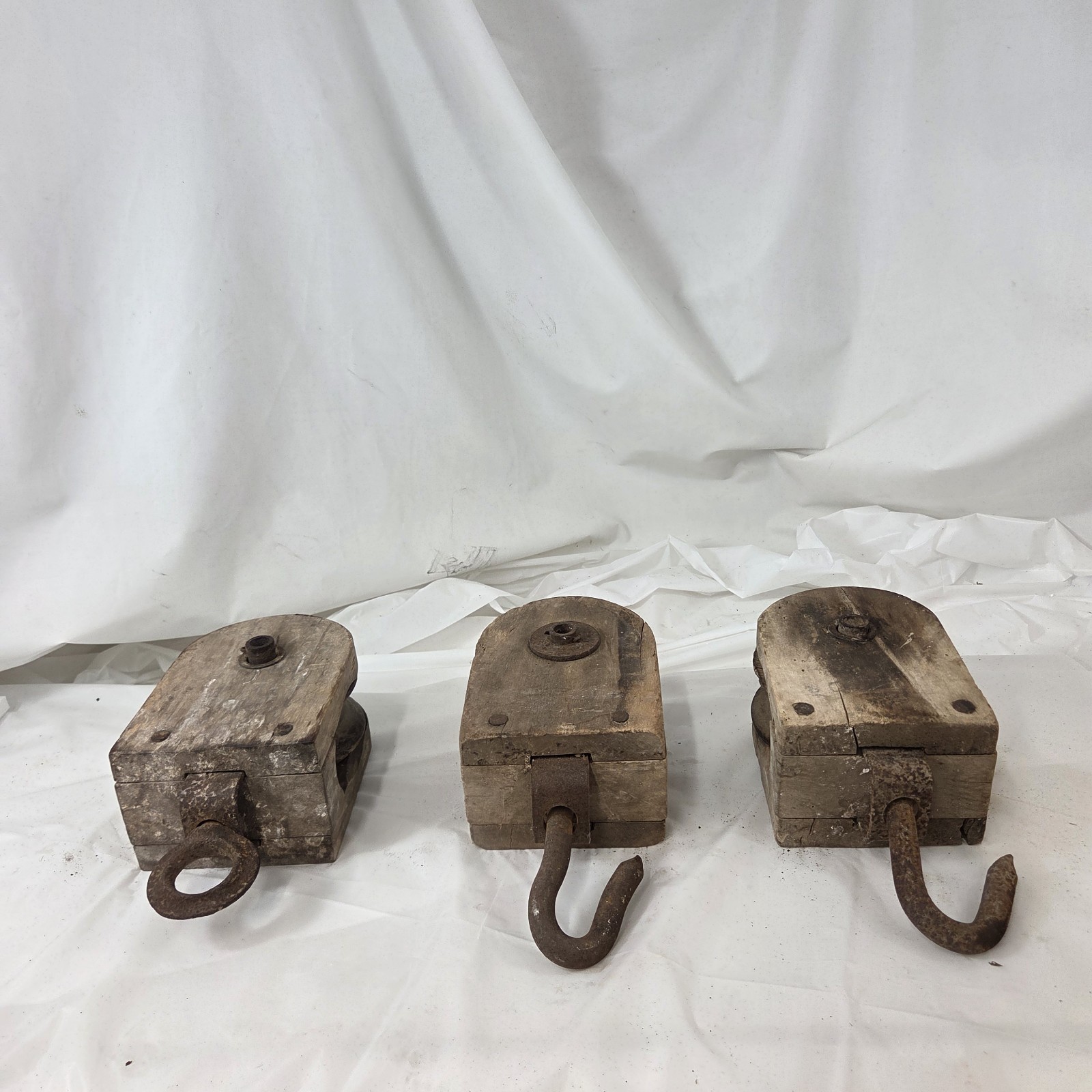 Lot 3 Vintage Wood Pulley Blocks Rustic Barn Farmhouse Industrial Decor Art