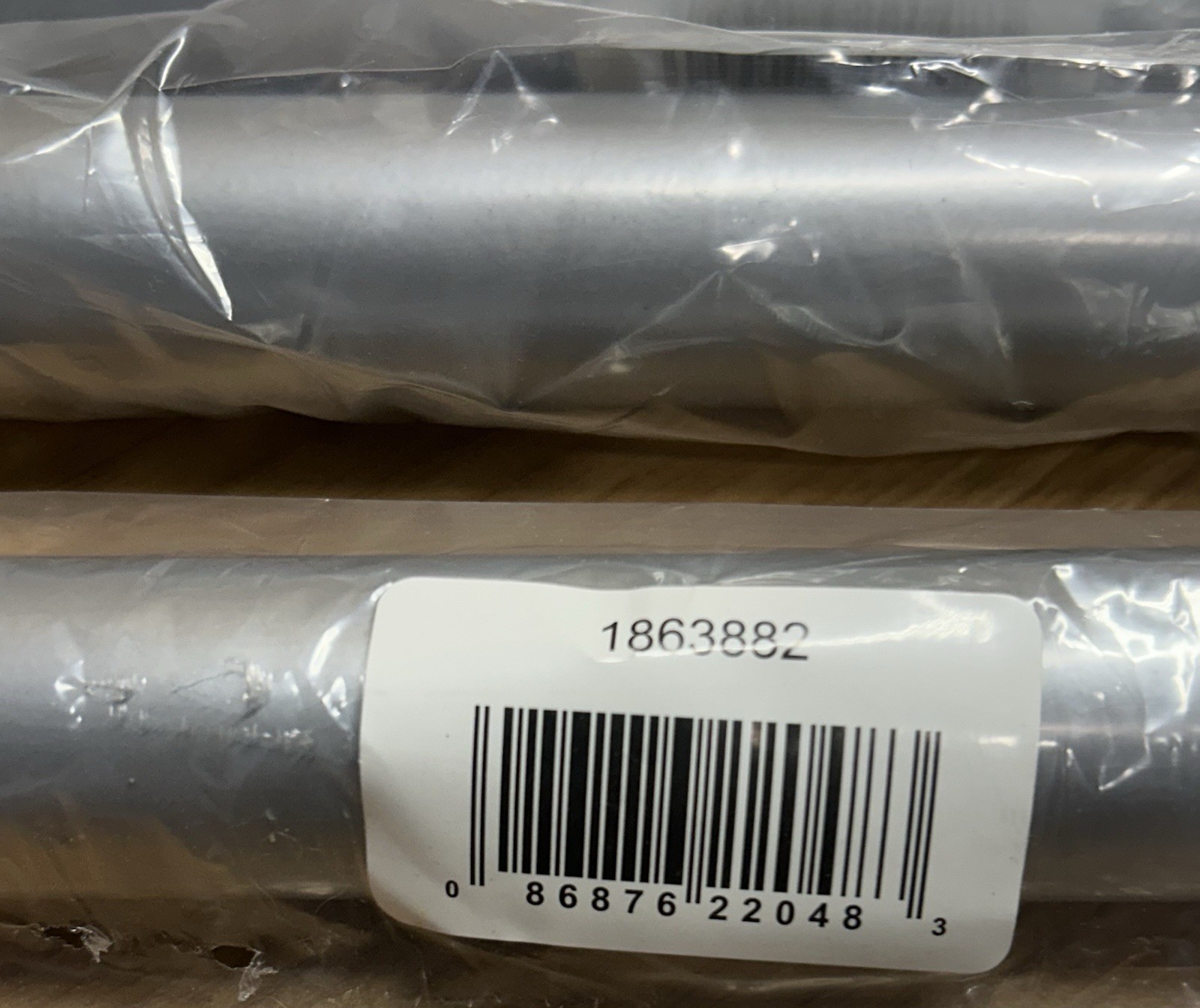RUBBERMAID HYGEN Telescoping Extension Handle Executive Series Case Of 6 New