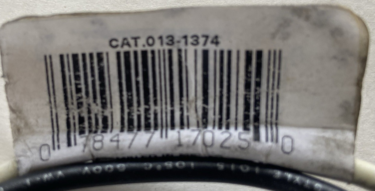 Leviton 1374-1W Snap-In Receptacle 15A 125V 3W 2P, CAT 013-1374