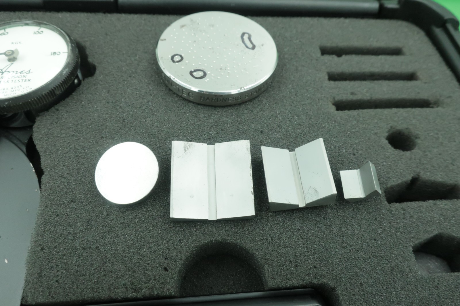 Ames 4-4 Portable Hardness Tester with Case AT-4400