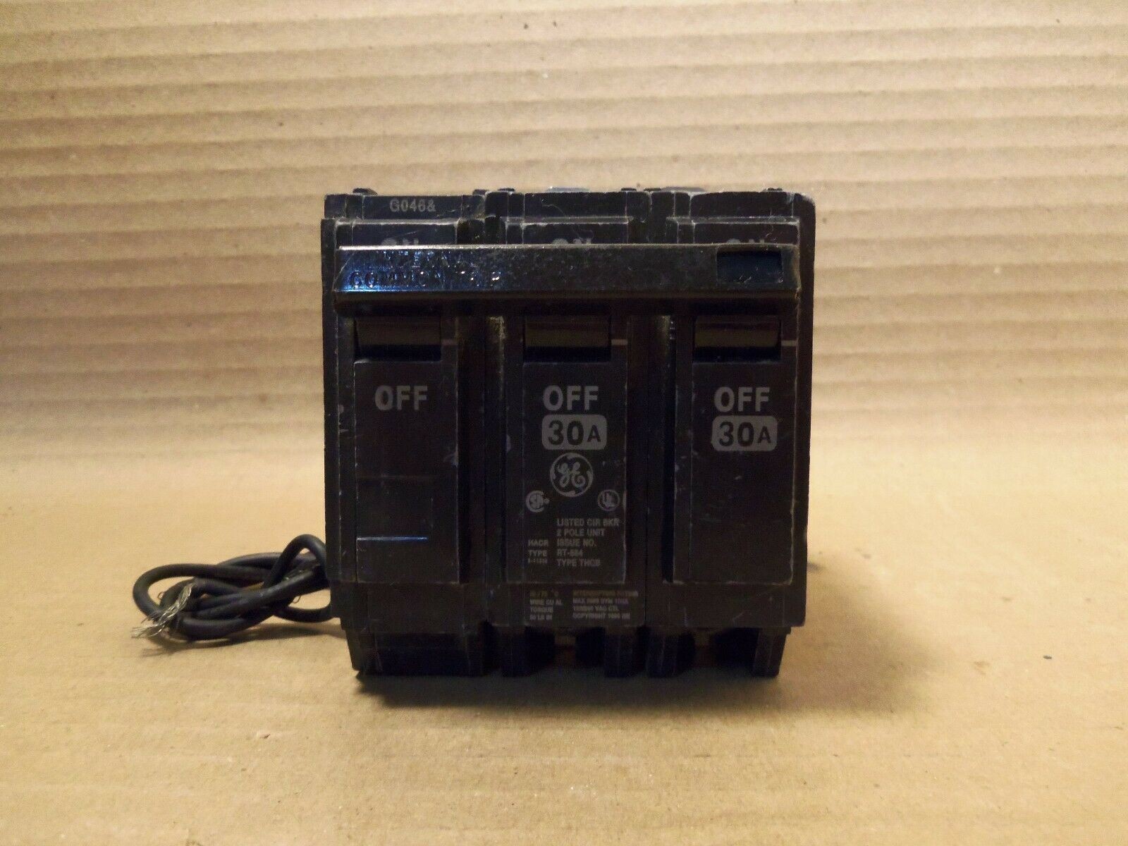 GE THQB THQB2130ST1 2 Pole 30 Amp 240V Circuit Breaker With Shunt