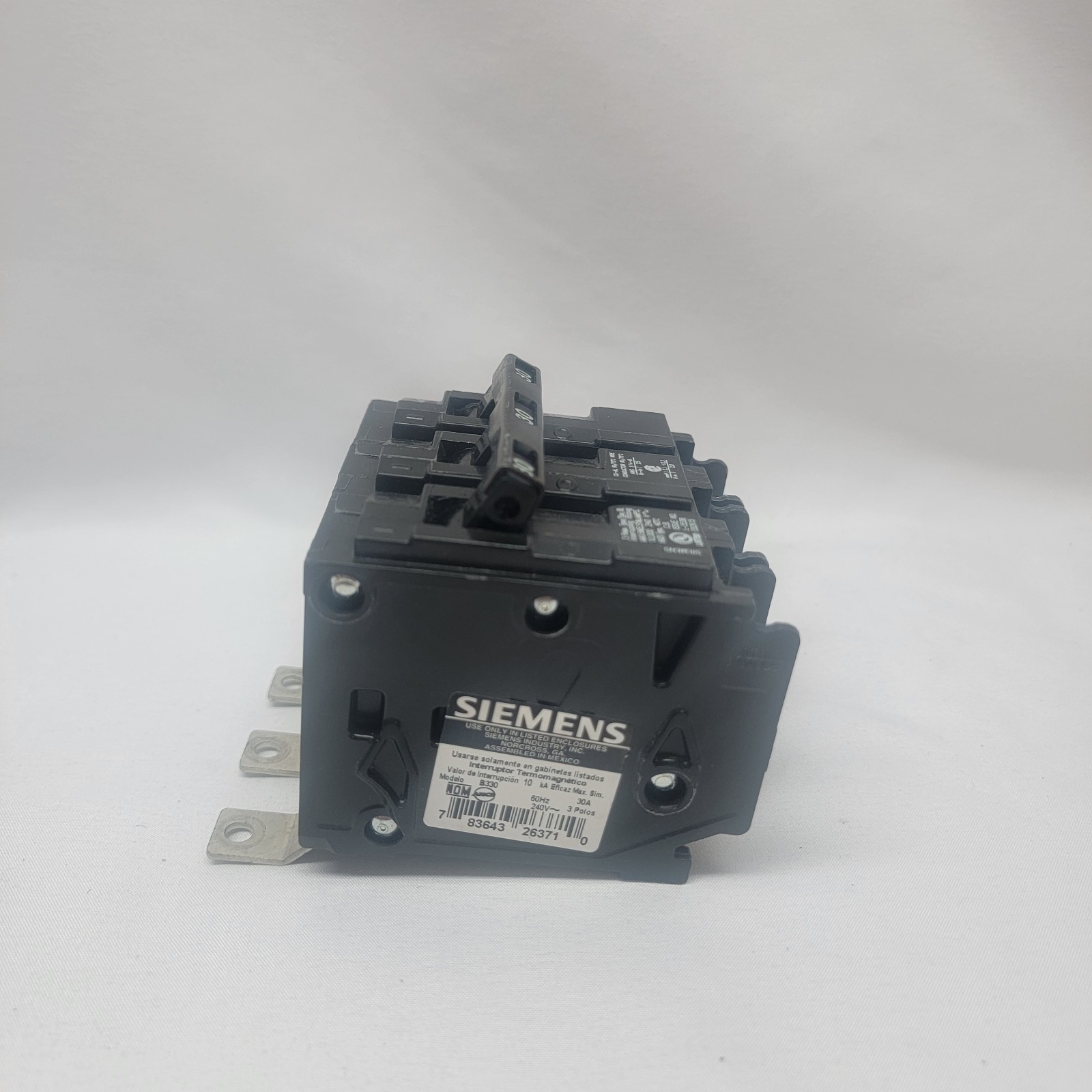 Siemens 30A 240V 3-Pole Bolt-On Circuit Breaker #B330