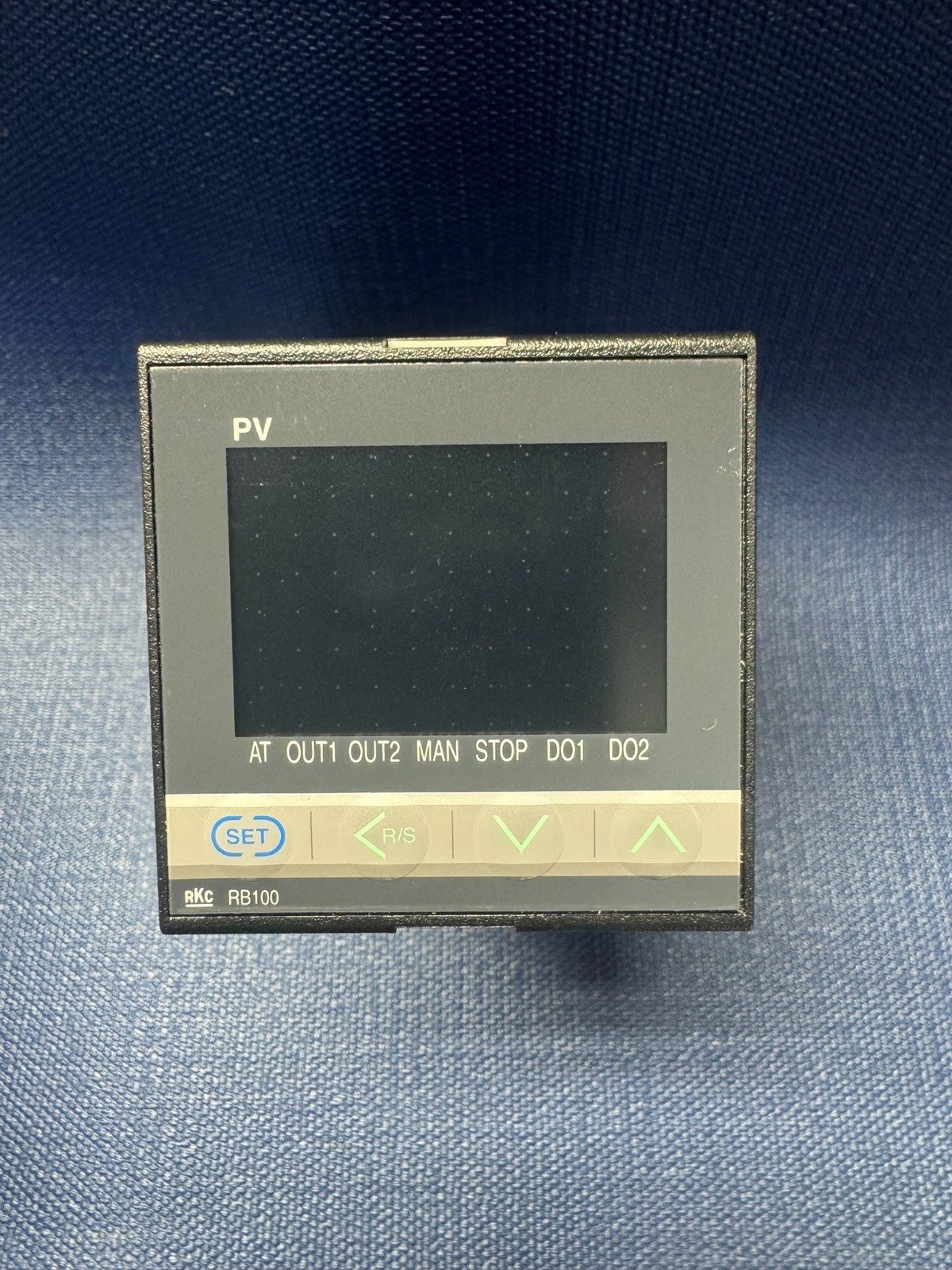 RKC – RB100 Process Temperature Controller – AJB9 – 2192 Degrees F. 100-240V AC