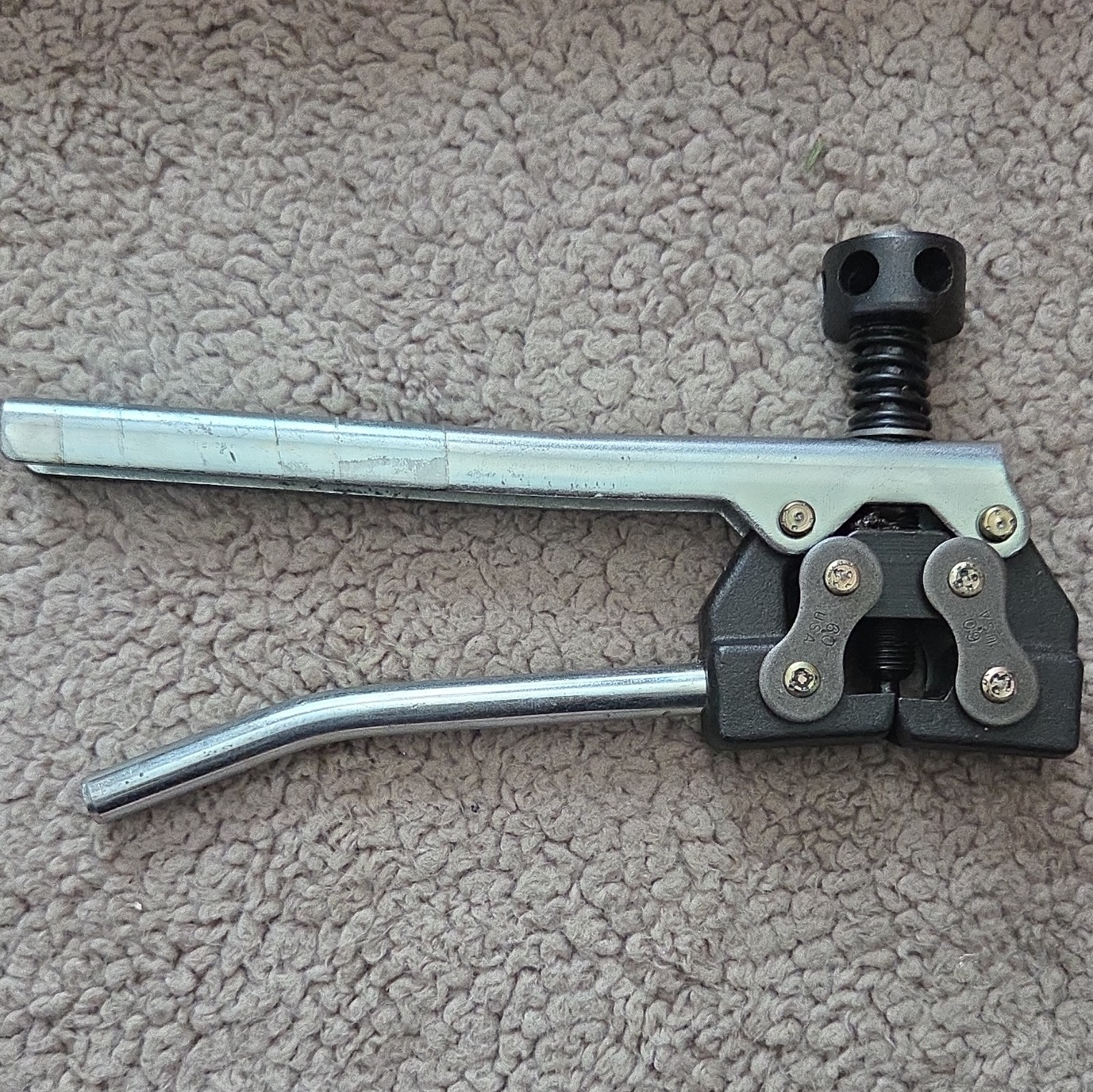 Made in USA Industrial Chain Detacher Tool for #60-#100 Roller Chain