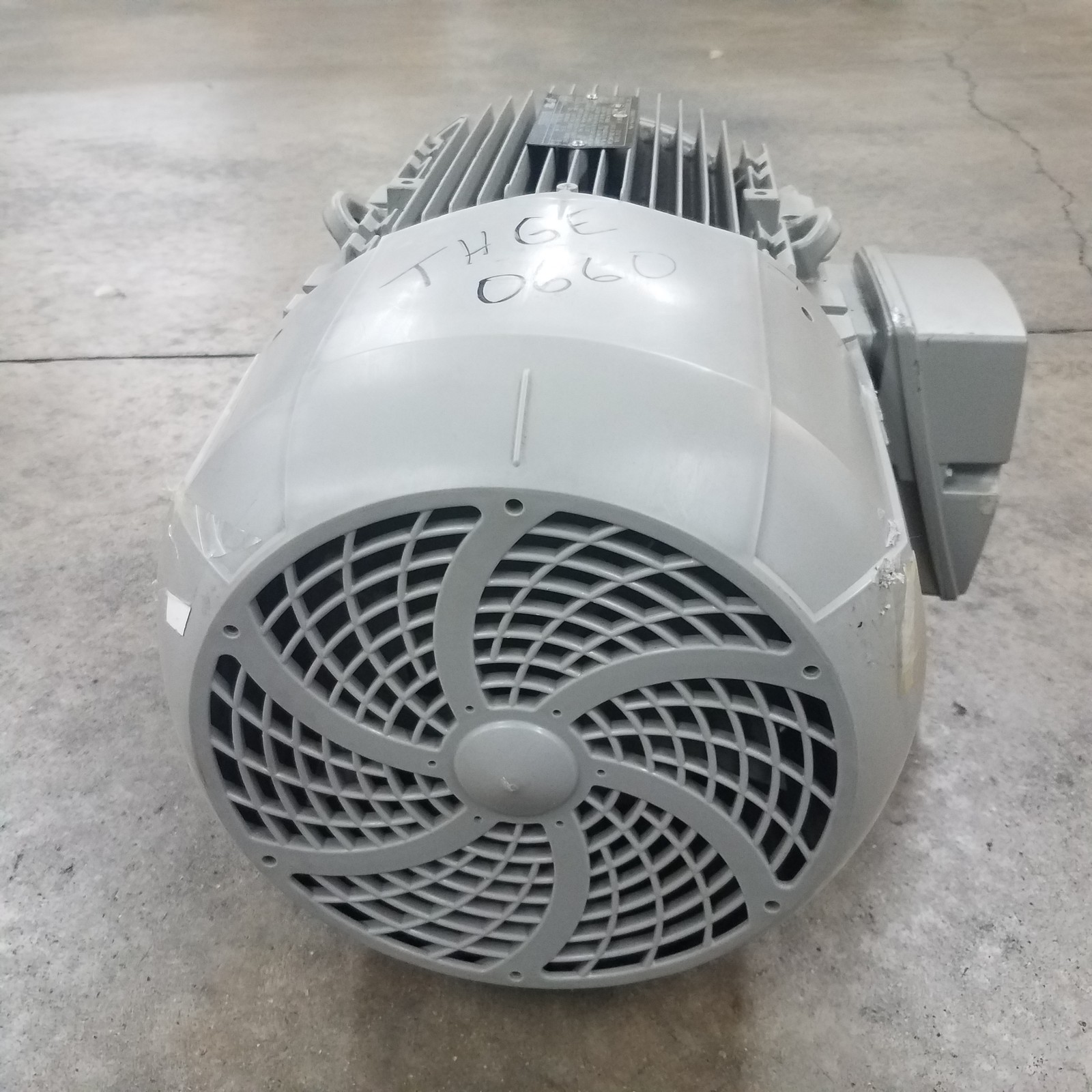 Siemens 1LE21012BB114AA3 Motor, 1760 Rpm, 15 Hp, 230/460 V, Fr: 254T, 3 Ph, 60Hz
