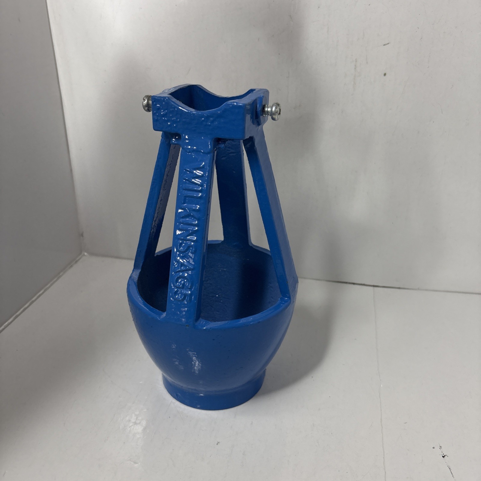 Zurn Wilkins AG-5 Blue Air Gap Regulator 975 Backflow Preventers – New Open Box