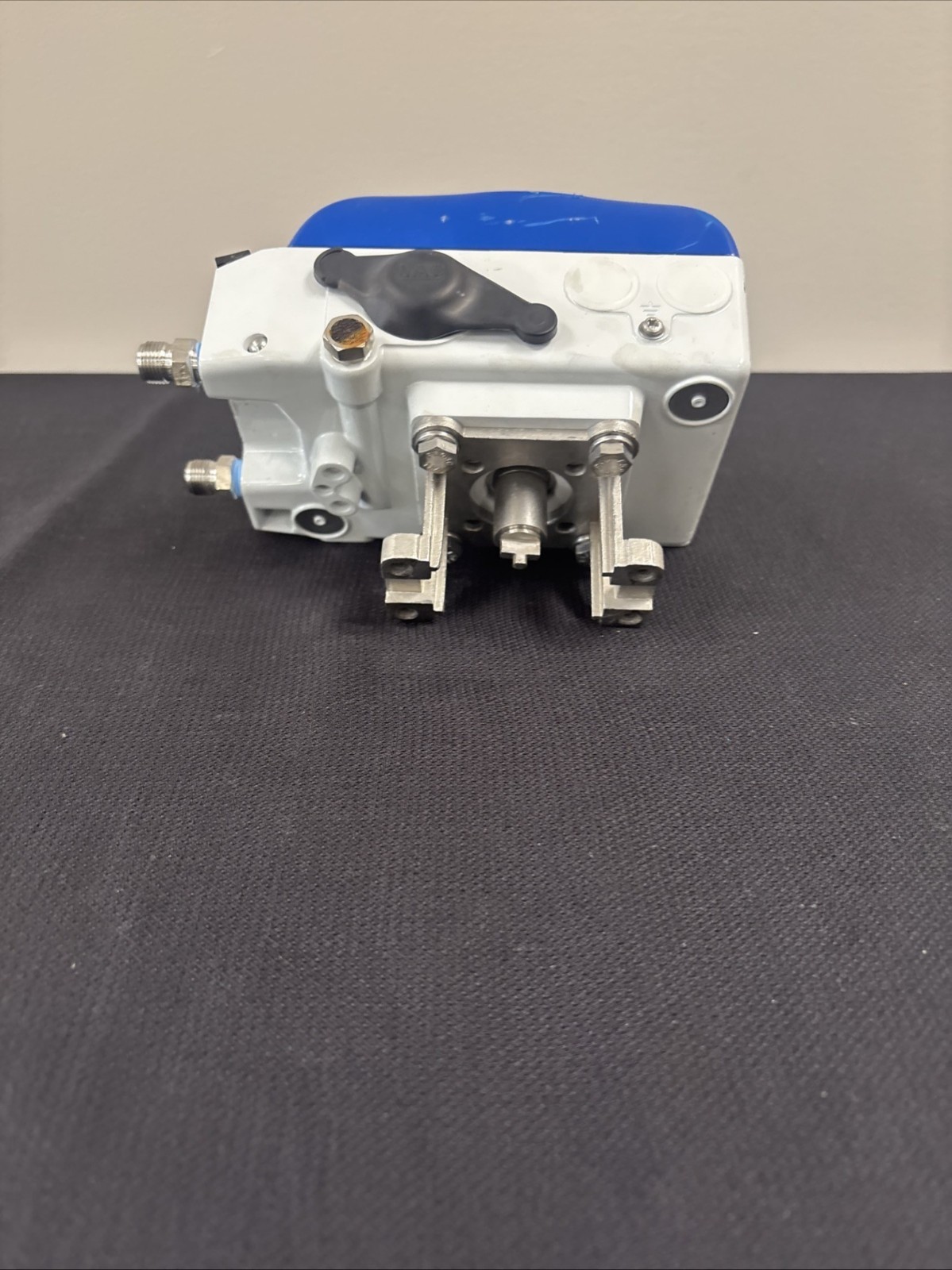 VAC V200E Electro Pneumatic Valve Positioner 4-20mA NEMA 4X IP66