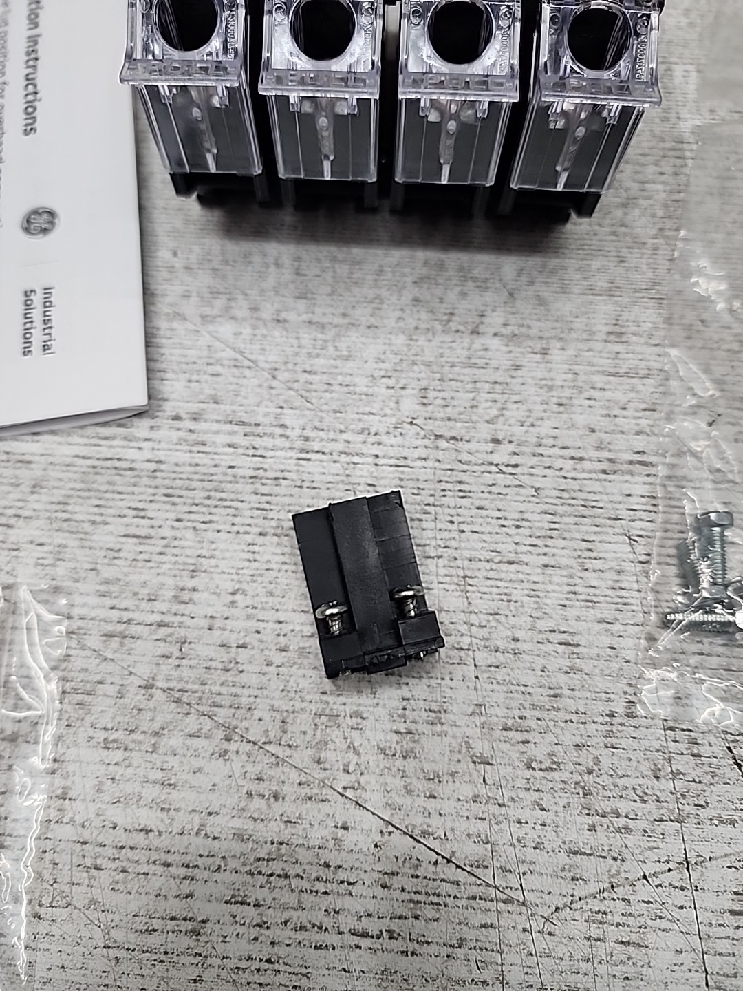 GE THQMV200WL 200 Amp 120/240 Volt 2-Pole Plug-In Mount  Main Circuit Breaker