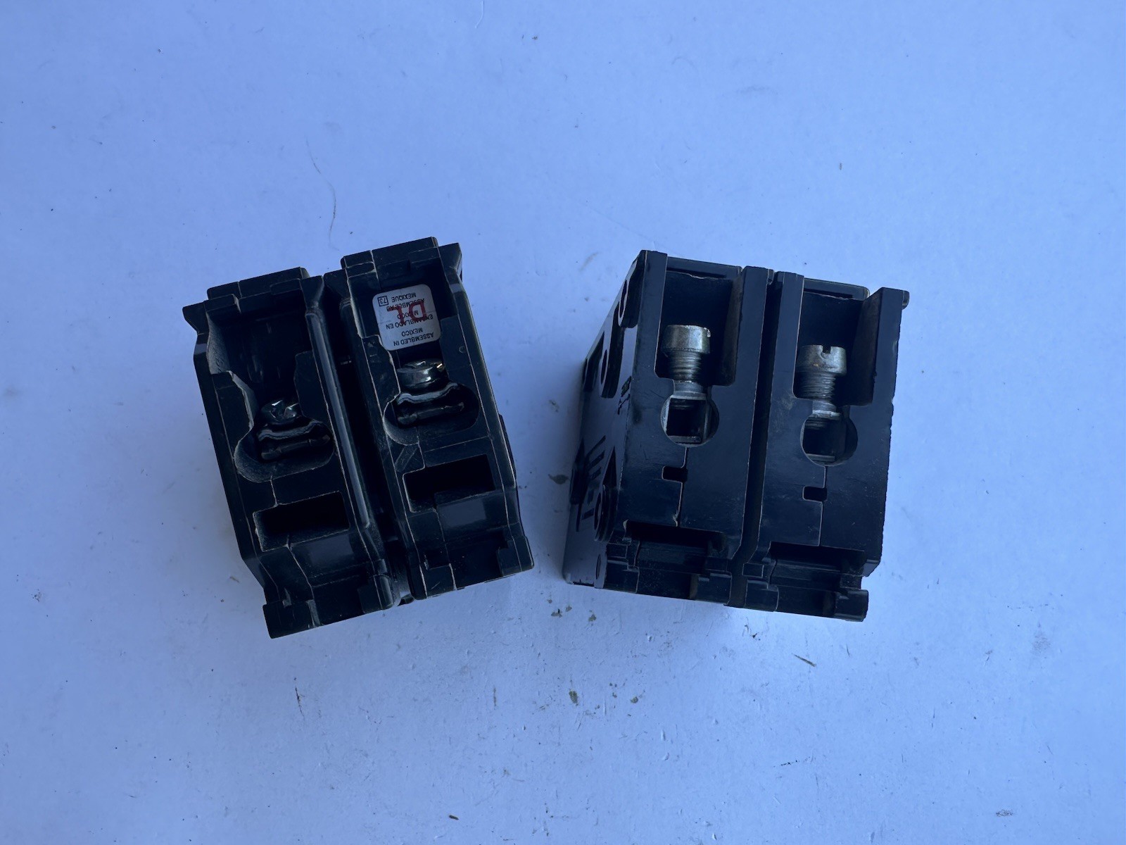 LOT OF 2* Eaton & Square D BR250 & HOM230 50 & 30 Amp 2-Pole Circuit Breakers