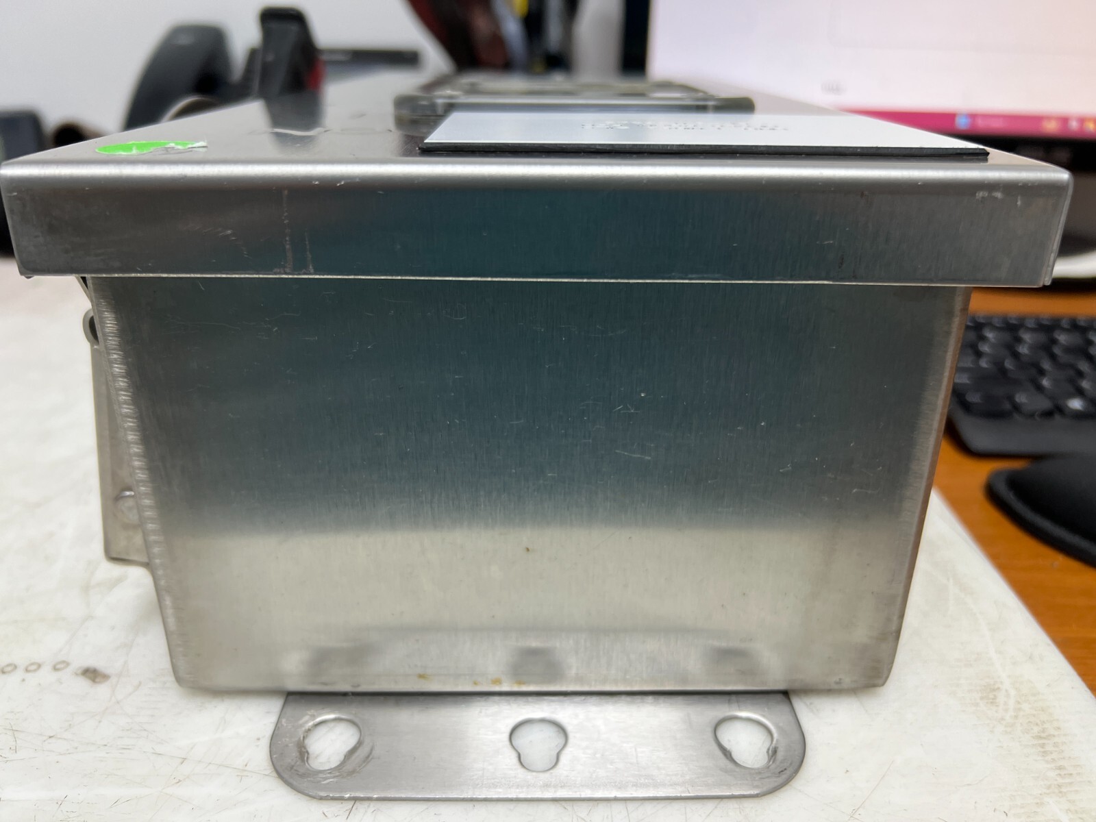 👀 SQUARE D 30A NON-FUSED STAINLESS STEEL SAFETY SWITCH 600V 3Ø 30 HP HU361DSVW