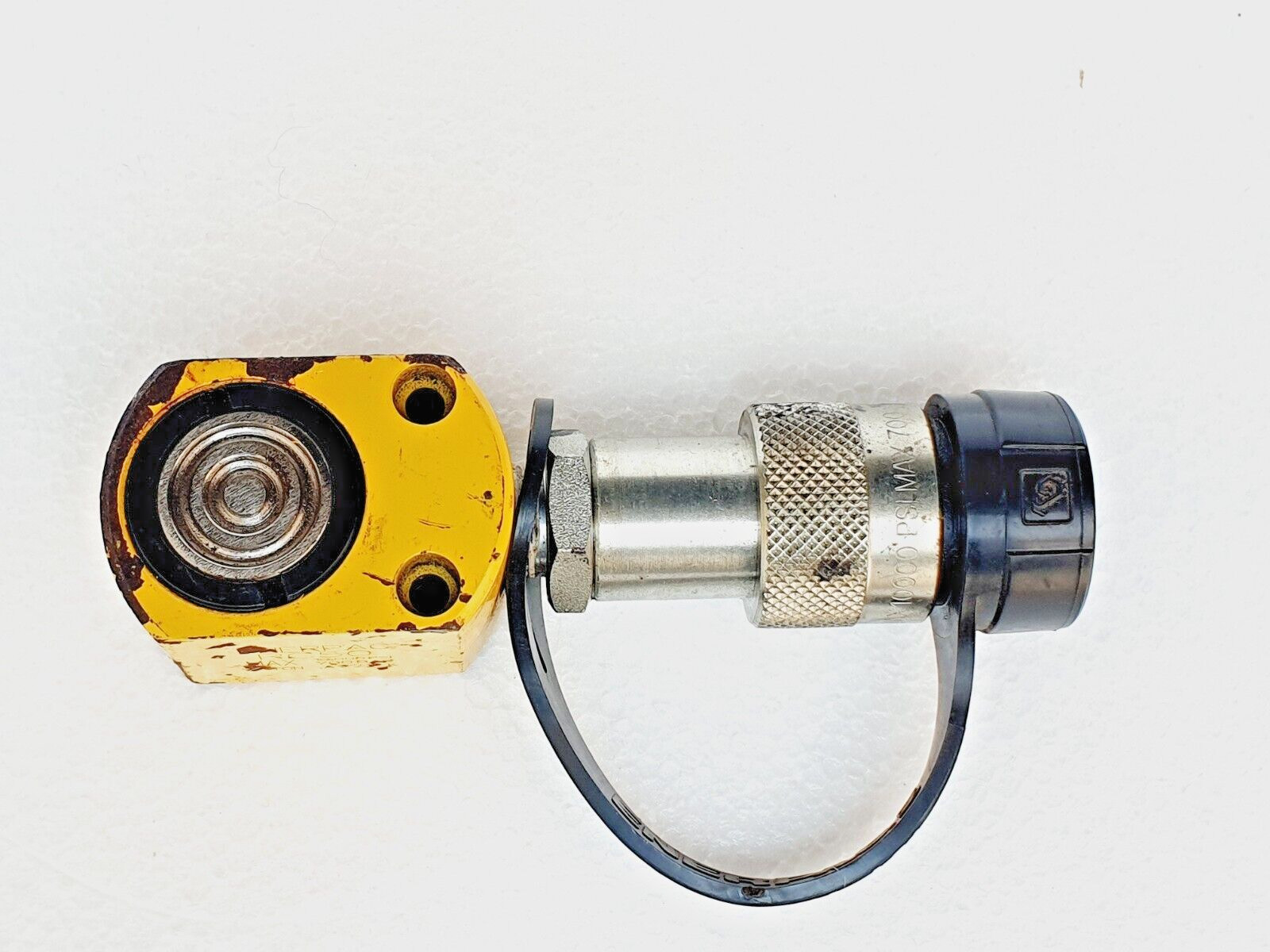 ENERPAC RC50 Hydraulic Cylinder 5 Ton, 0.63 in Stroke