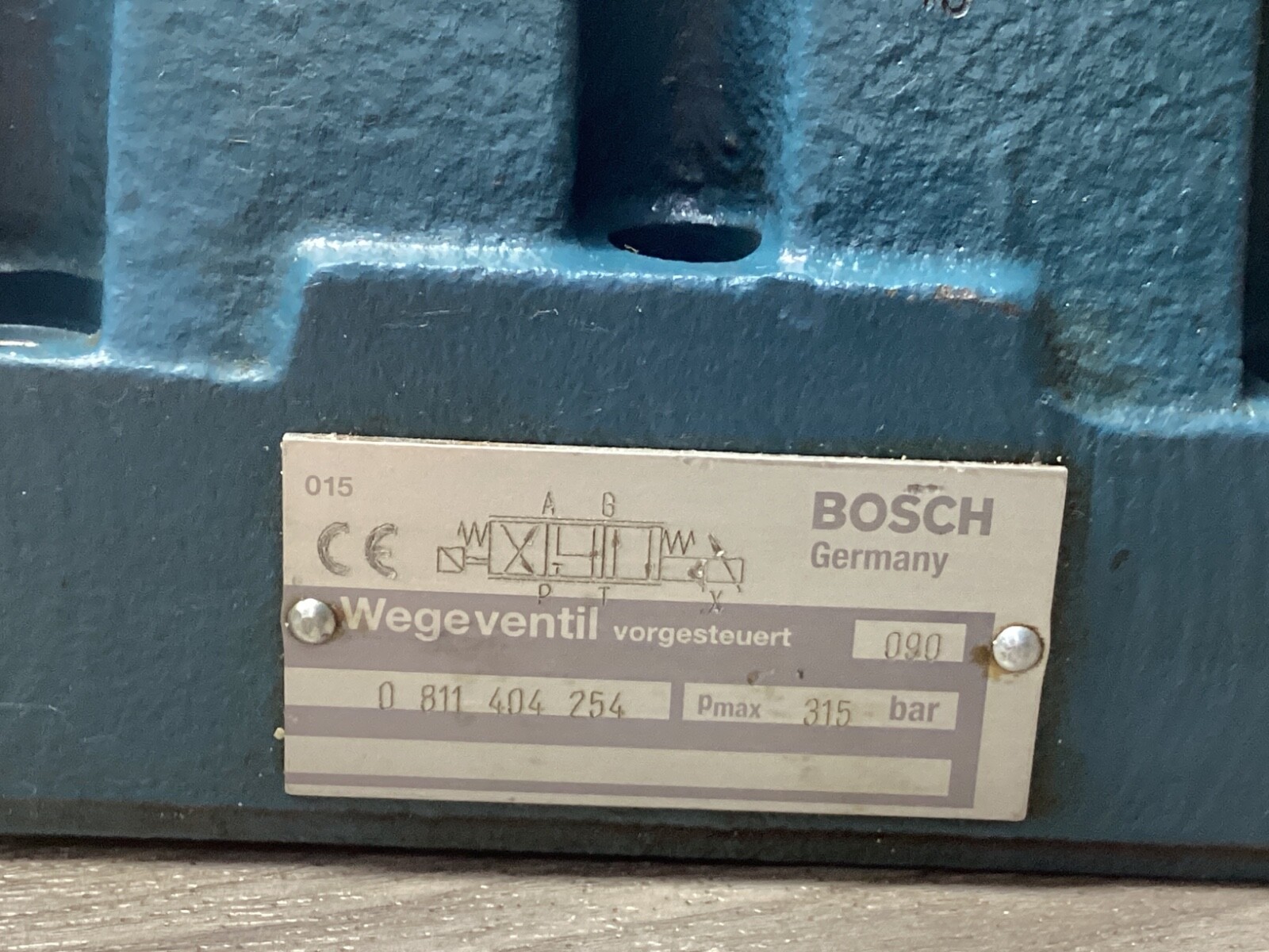 Bosch Wegeventil 0 811 404 254 #124D93PR5