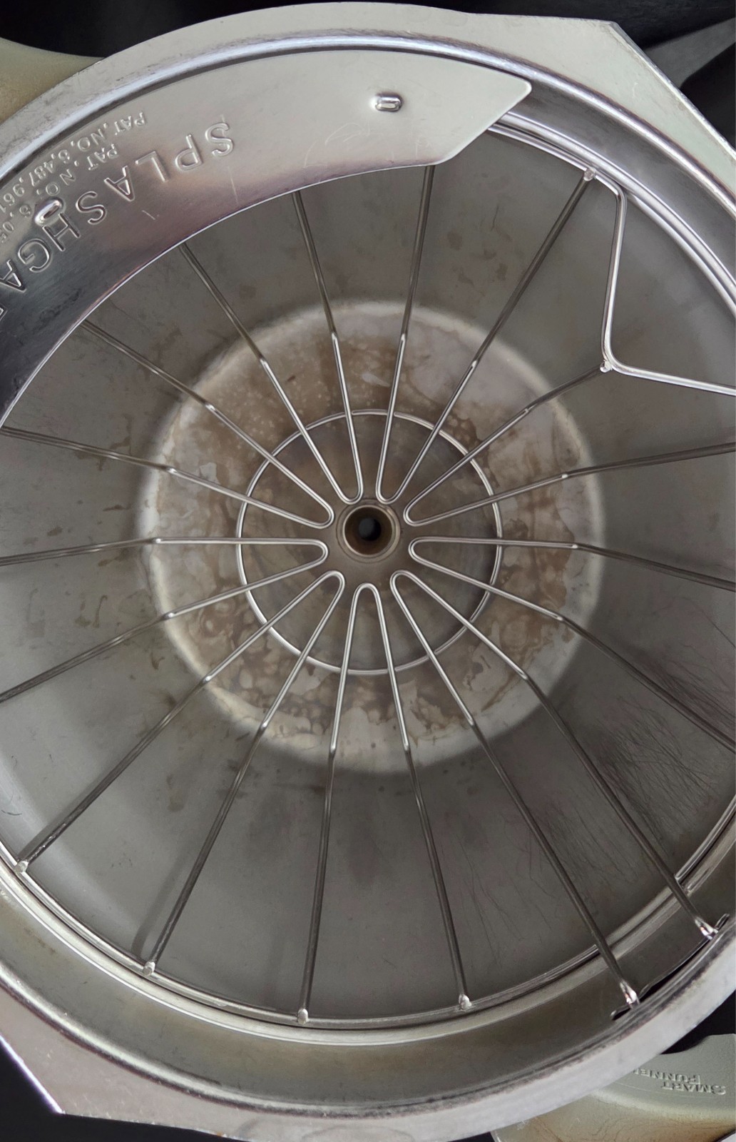BUNN Commercial Stainless Steel Smart Funnel w/ Splashgard & D-Ring Basket