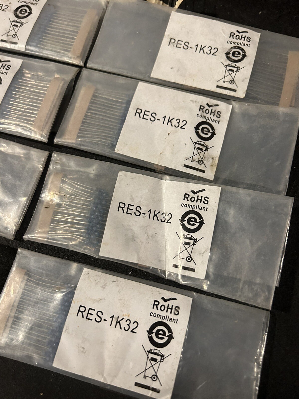 Pack of 32 OHM RES-1K32 Resistors