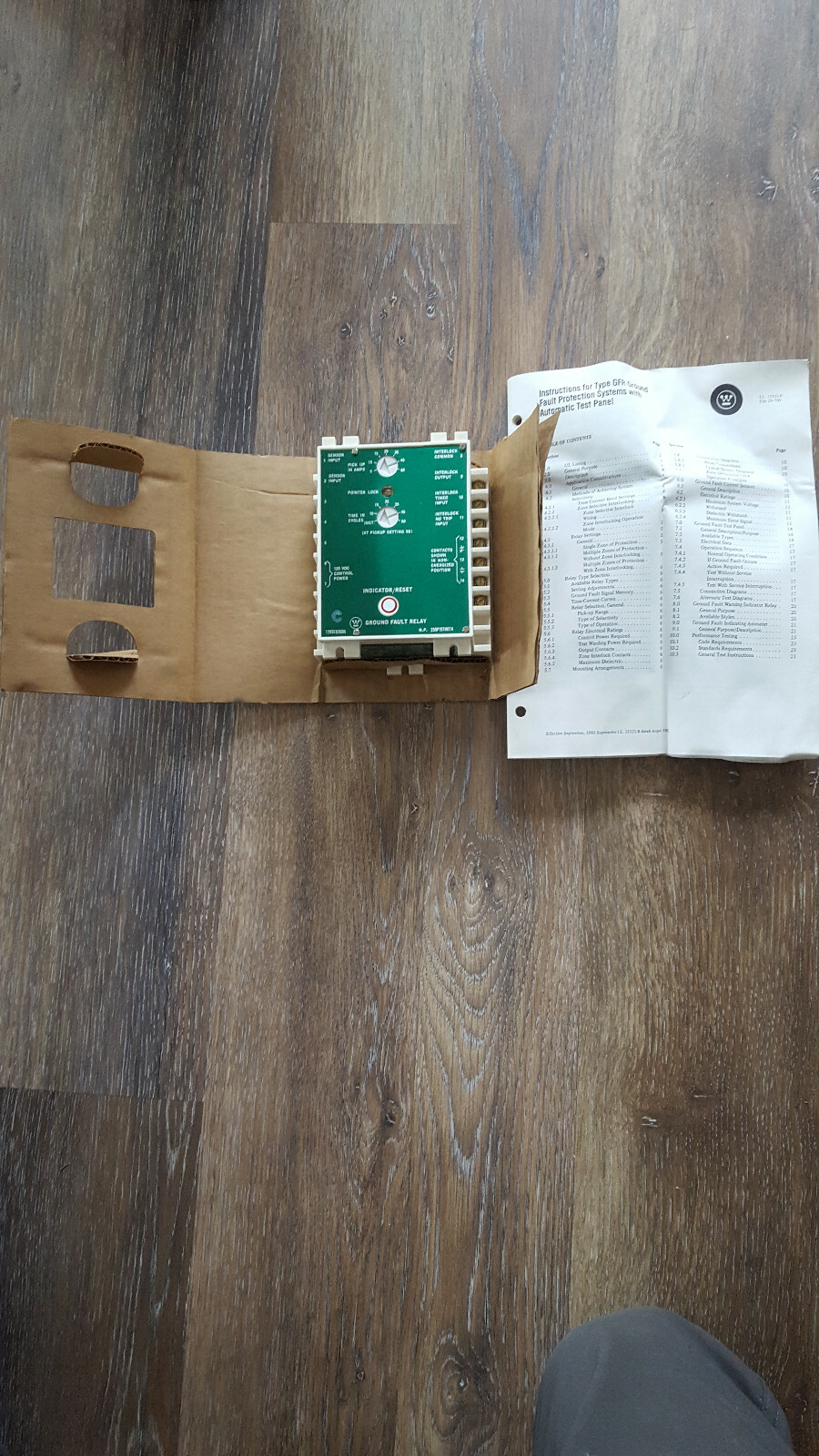 Westinghouse 1293C83G05 Ground Fault Relay 255P157H07A 120V 125A