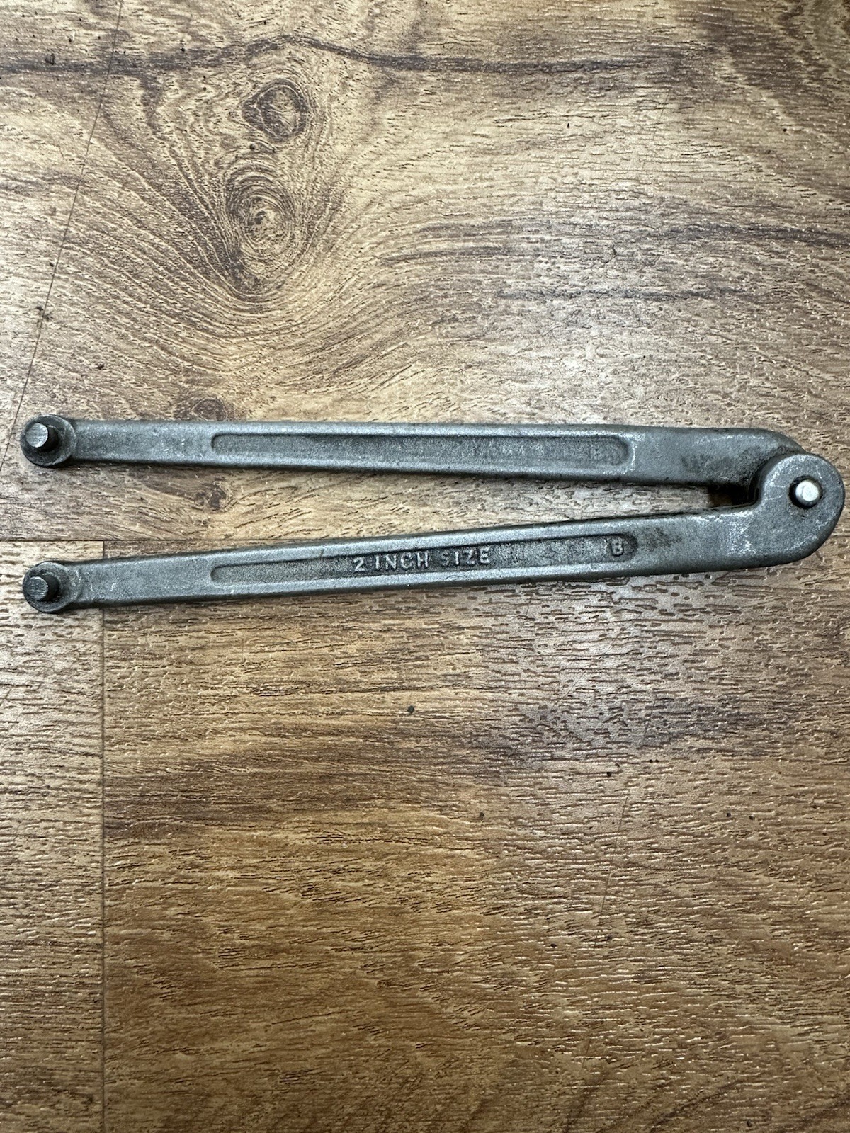 J.H. WILLIAMS owned by snap-on Adjustable Face Spanner Wrench 2″ No. 482 USA
