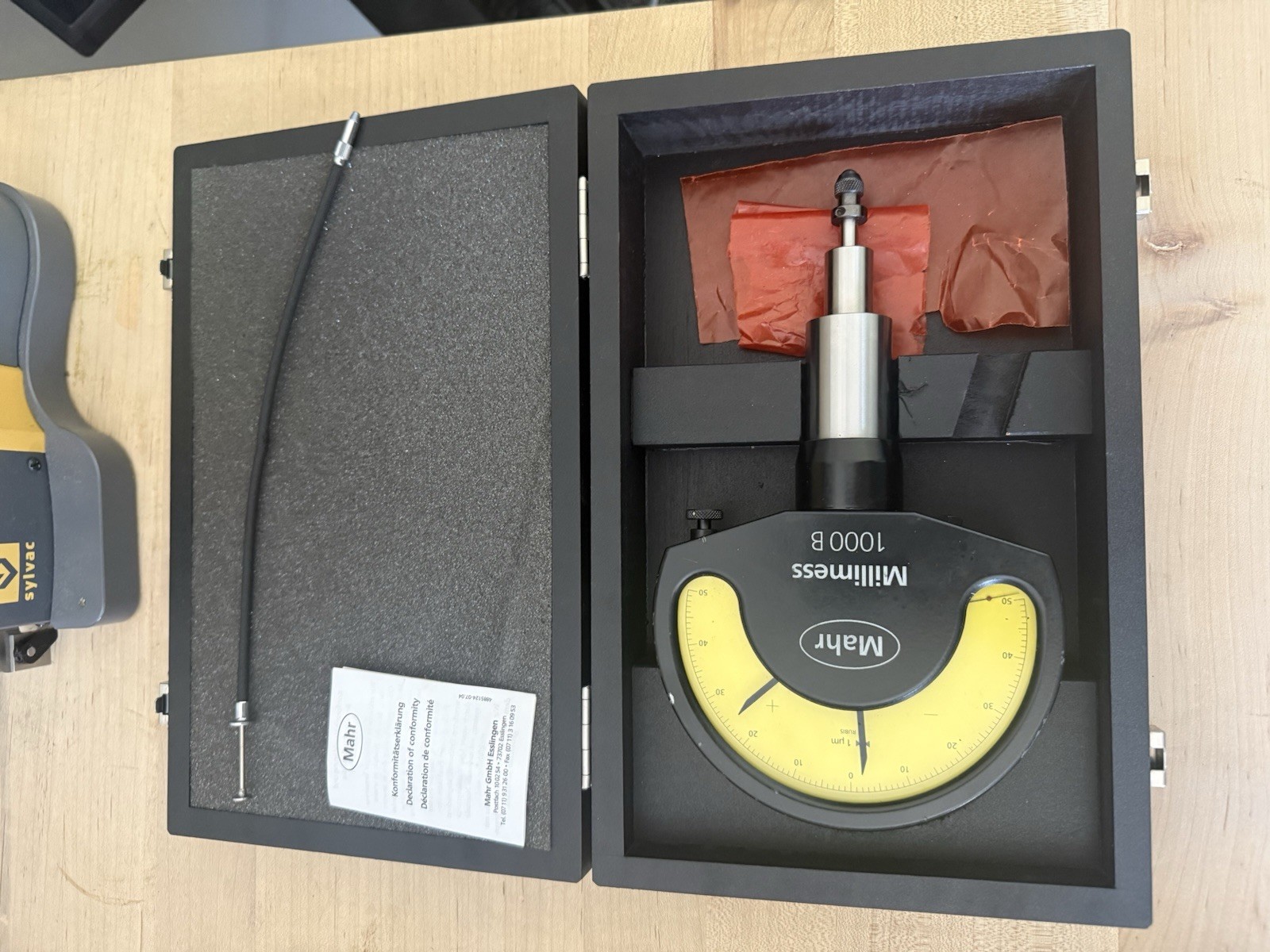 Mahr Millimess 1000 B Dial Indicator Gauge w/ Case MPN Millimess 1000 B