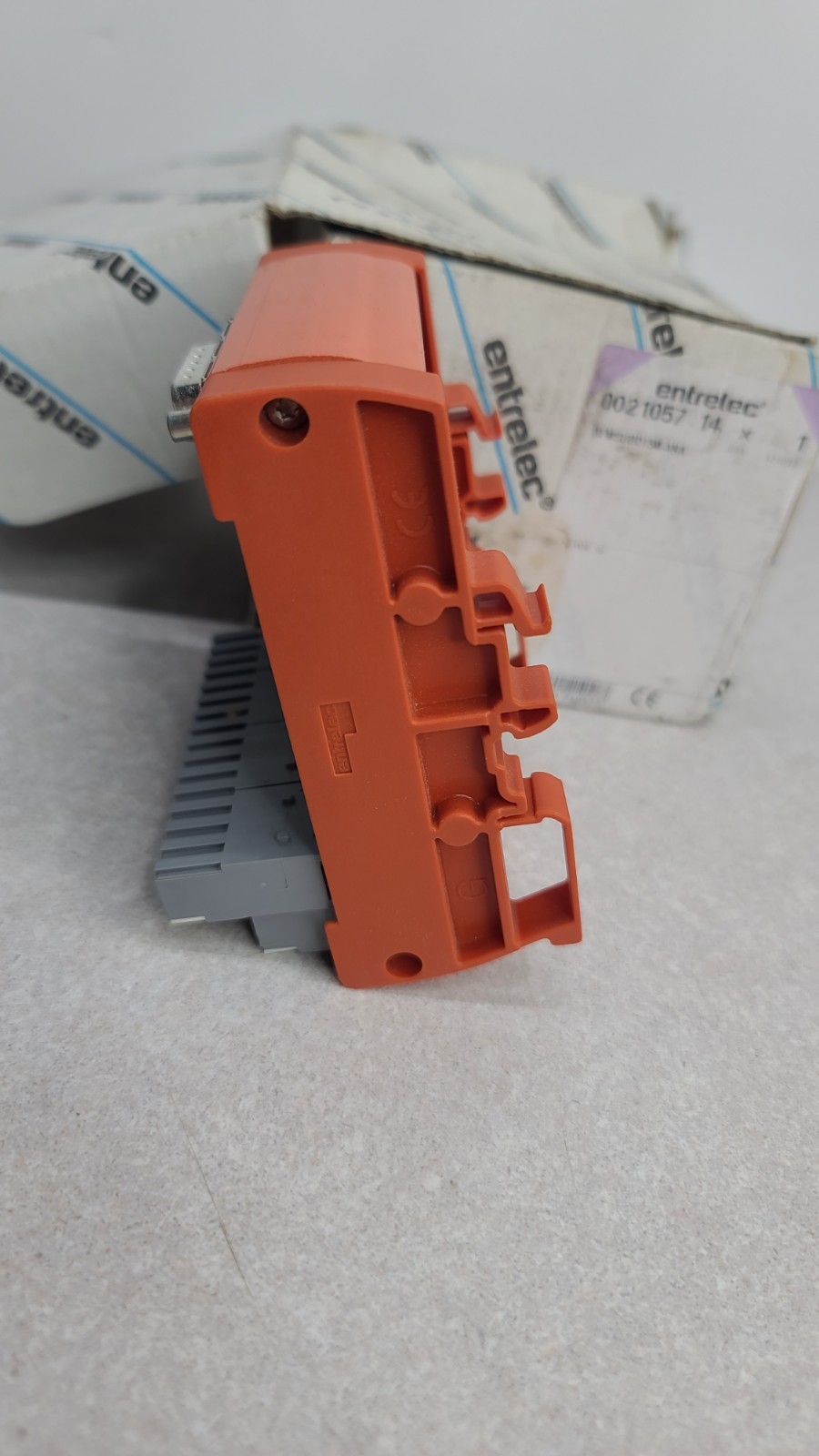 Entrelec 021-057-14 Breakout Block BF Sub.D15-ANA 210 643.12