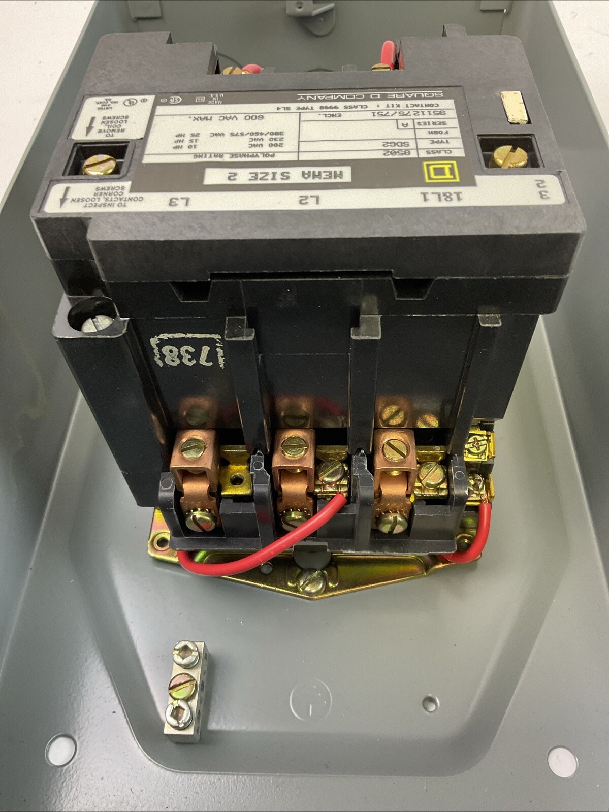 SQUARE D 8502 SDG2V03 SER A AC MAGNETIC NEMA RATED CONTACTOR IN TYPE 1 ENCLOSURE
