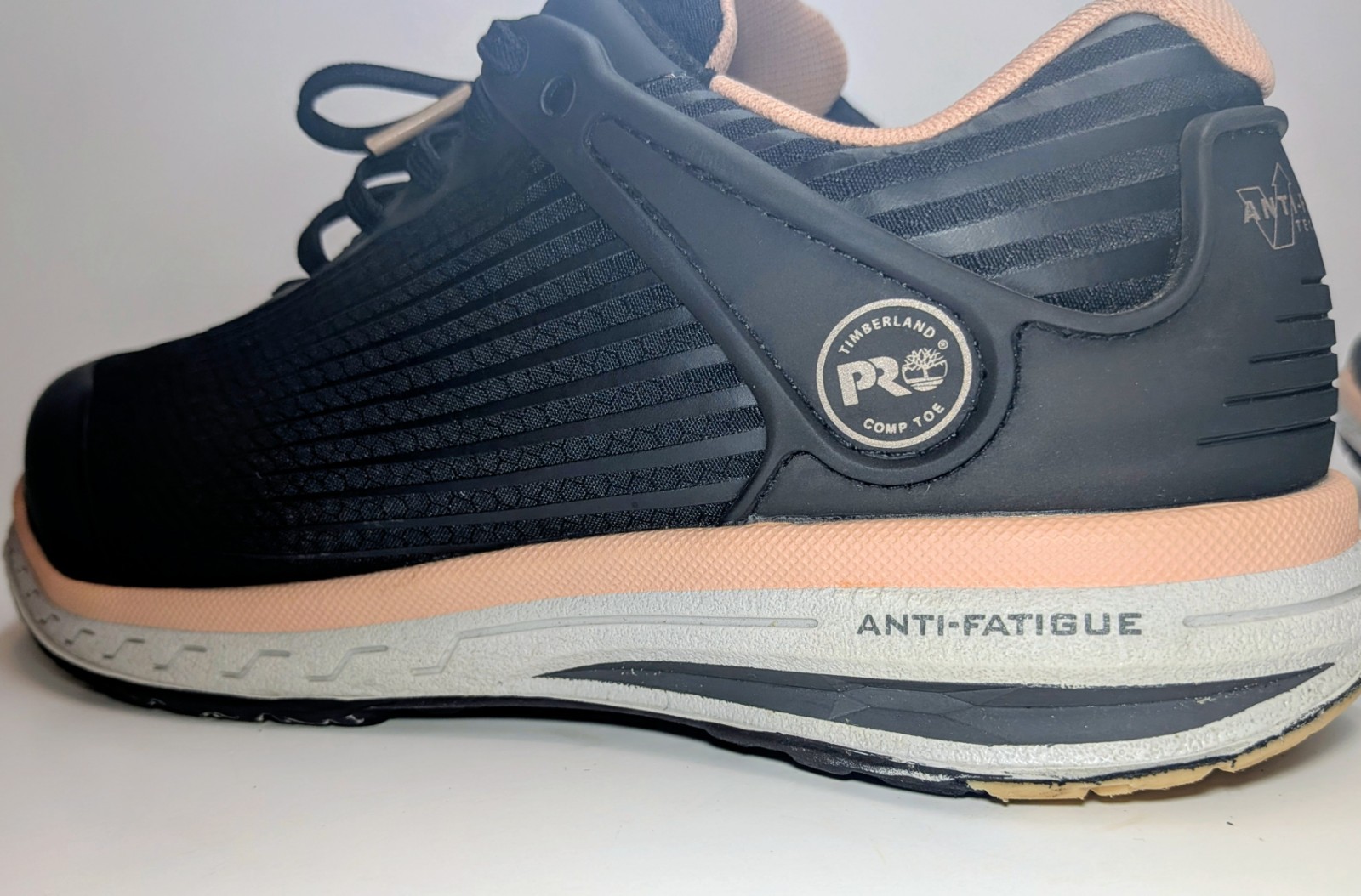 TIMBERLAND PRO Anti-fatigue sneakers black/peach size 7