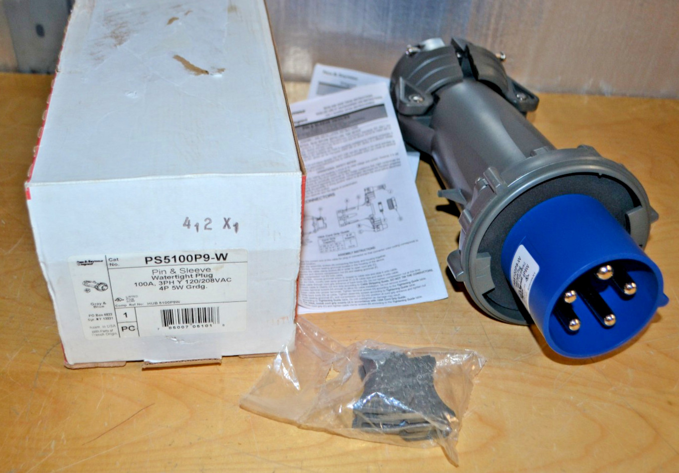 New Pass & Seymour Legrand PS5100P9-W ~ 100A, 3PH 120/208v 4P 5W Pin Sleeve Plug