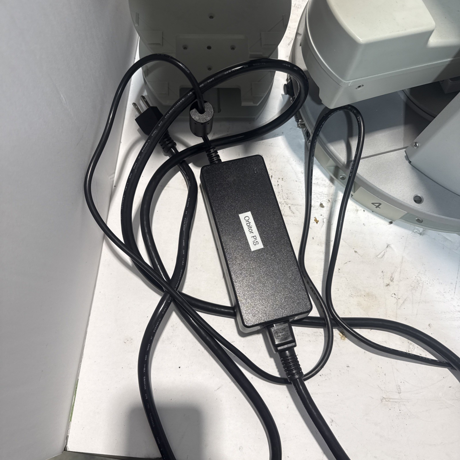 Thermo Scientific Orbitor RS2 Microplate Mover Used Good ORH2212415