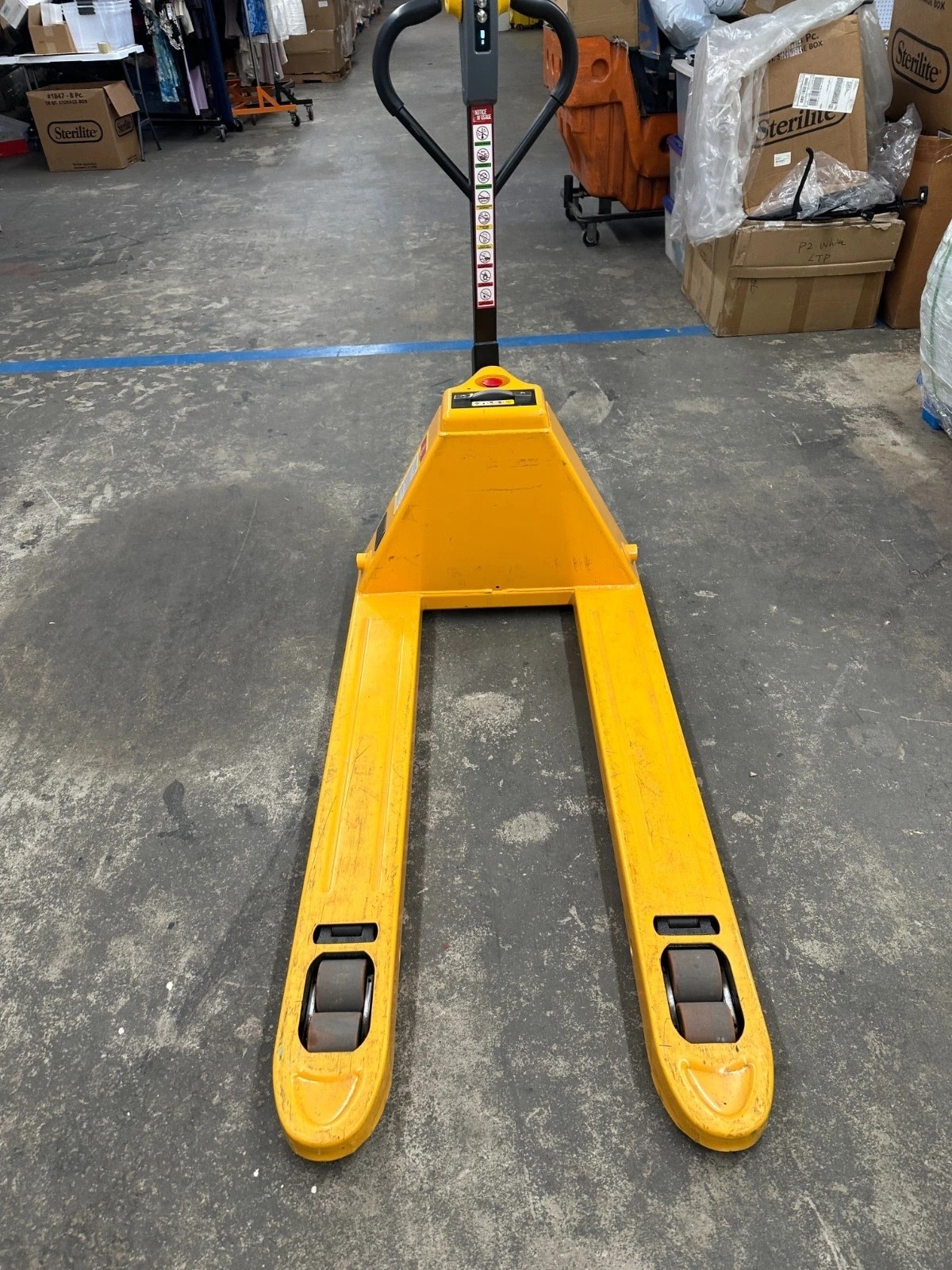 4 x Pallet Jack Truck Front Load Wheels 2 3/4″W x 3 1/8″H Model EPT 15E