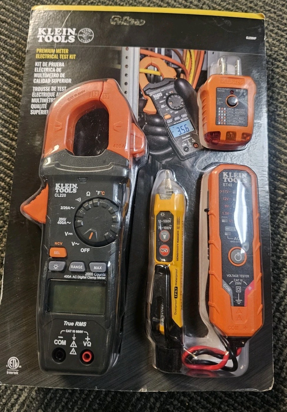 New Klein Tools Premium Meter Electrical Test Kit CL220VP. Free Shipping