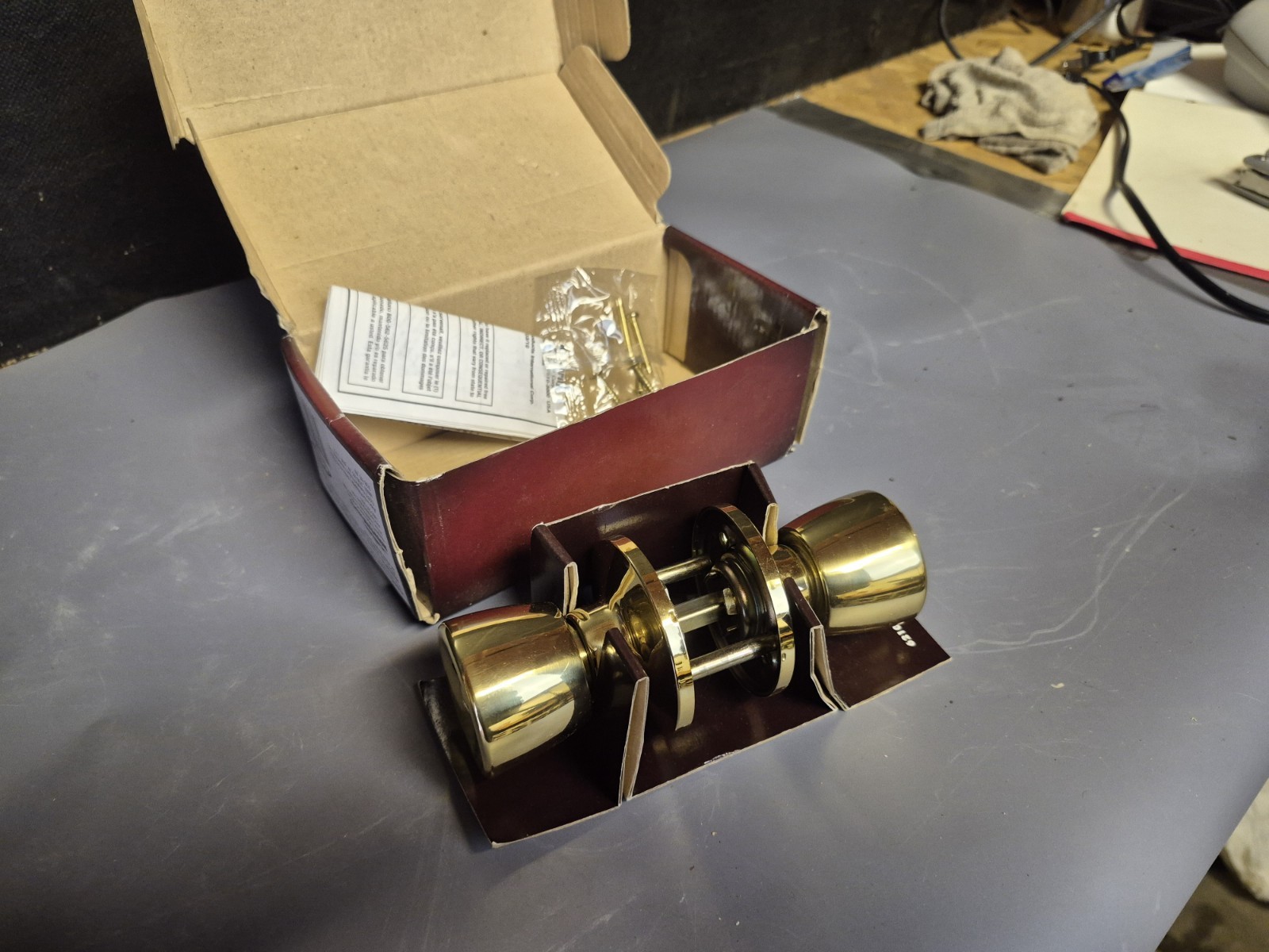 Mountain Security Interior Locking Polished Brass Tulip Door Knob 3130-105 NIB