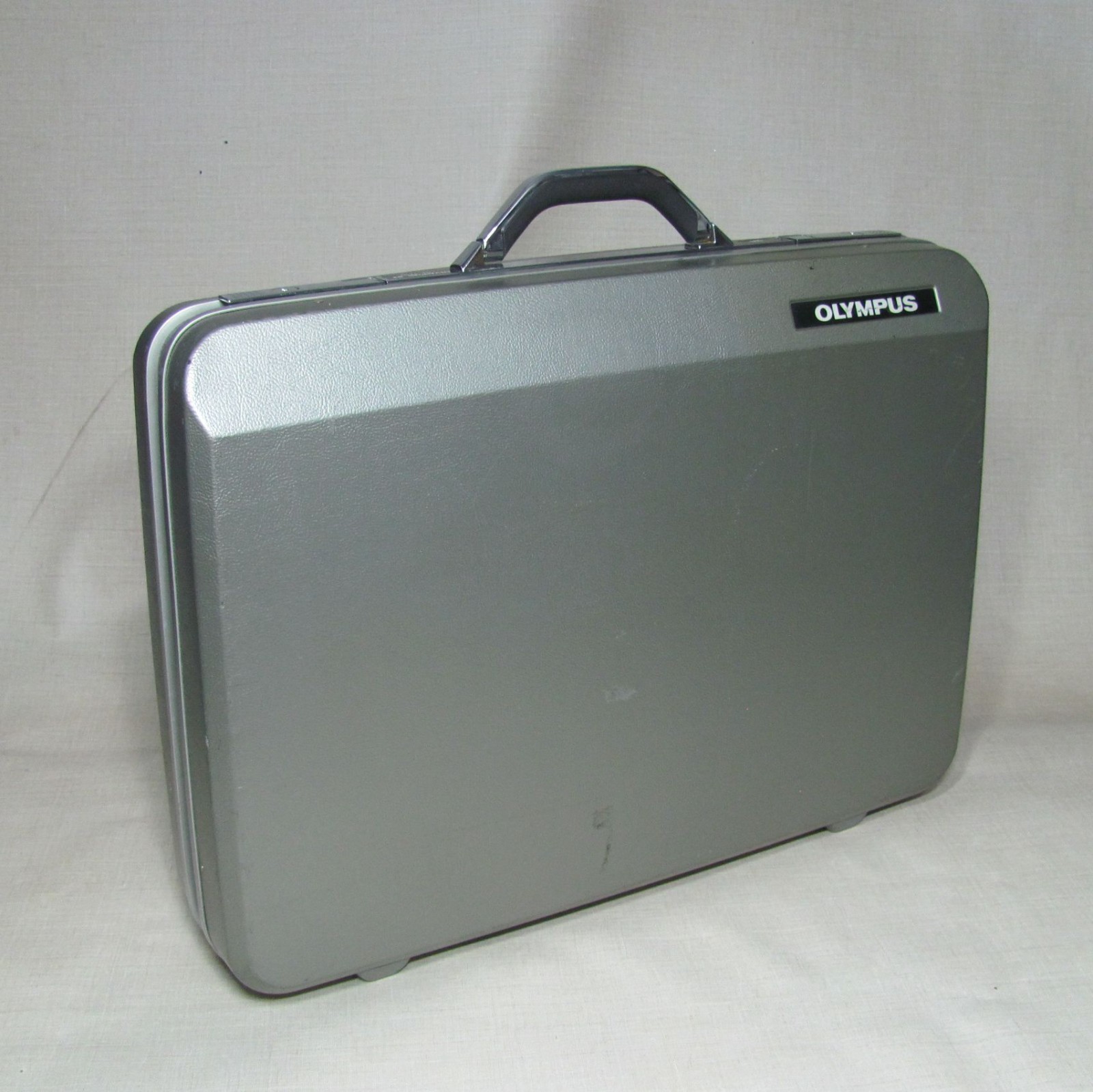 OLYMPUS HARD CARRYING CASE ONLY FOR OLYMPUS BF-1T10 GOOD CONDITION