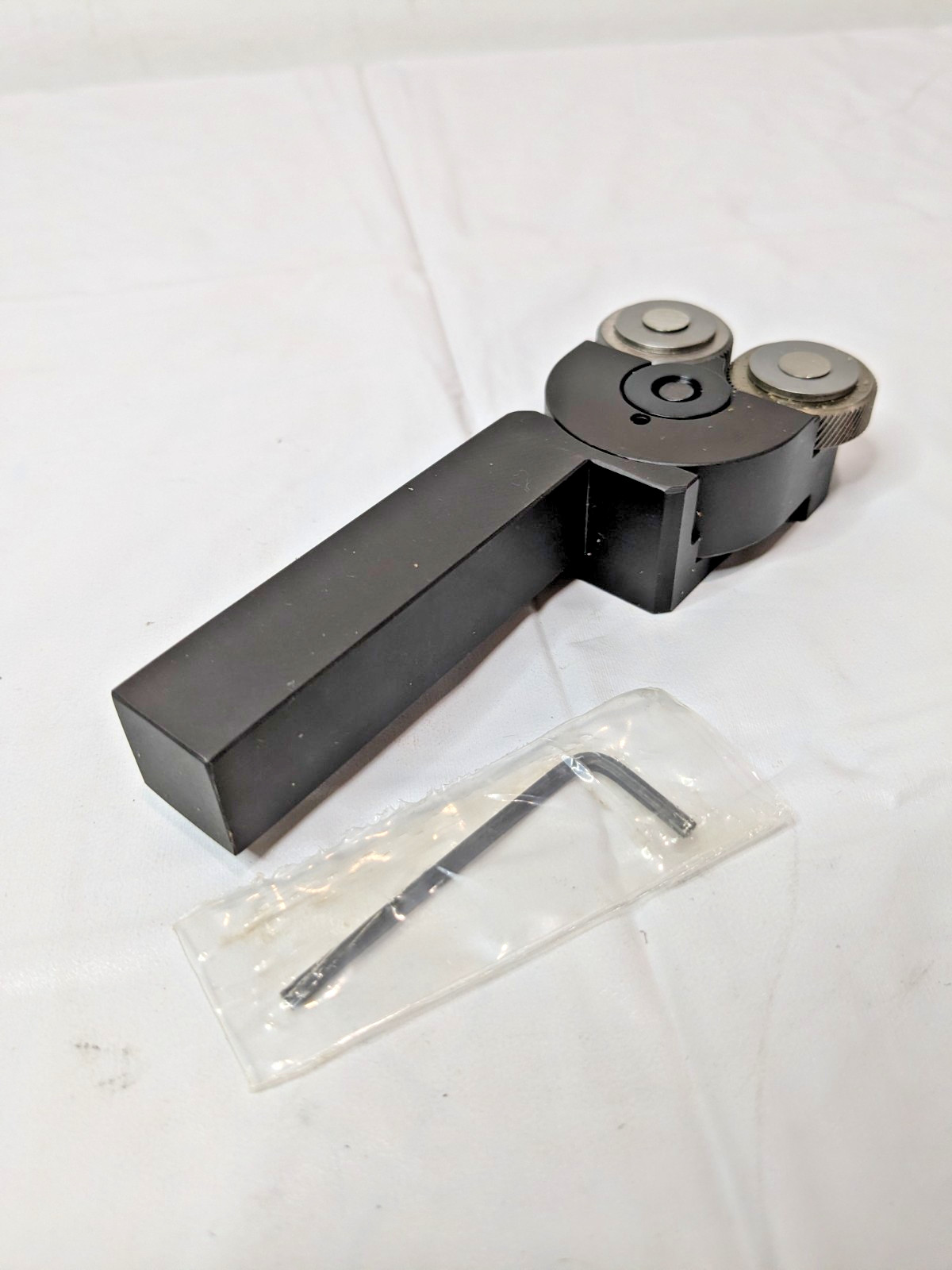 Up-To-Shoulder Bump Knurler Long Square Shank RH 3/4"W x 3/4"H BOT2X-