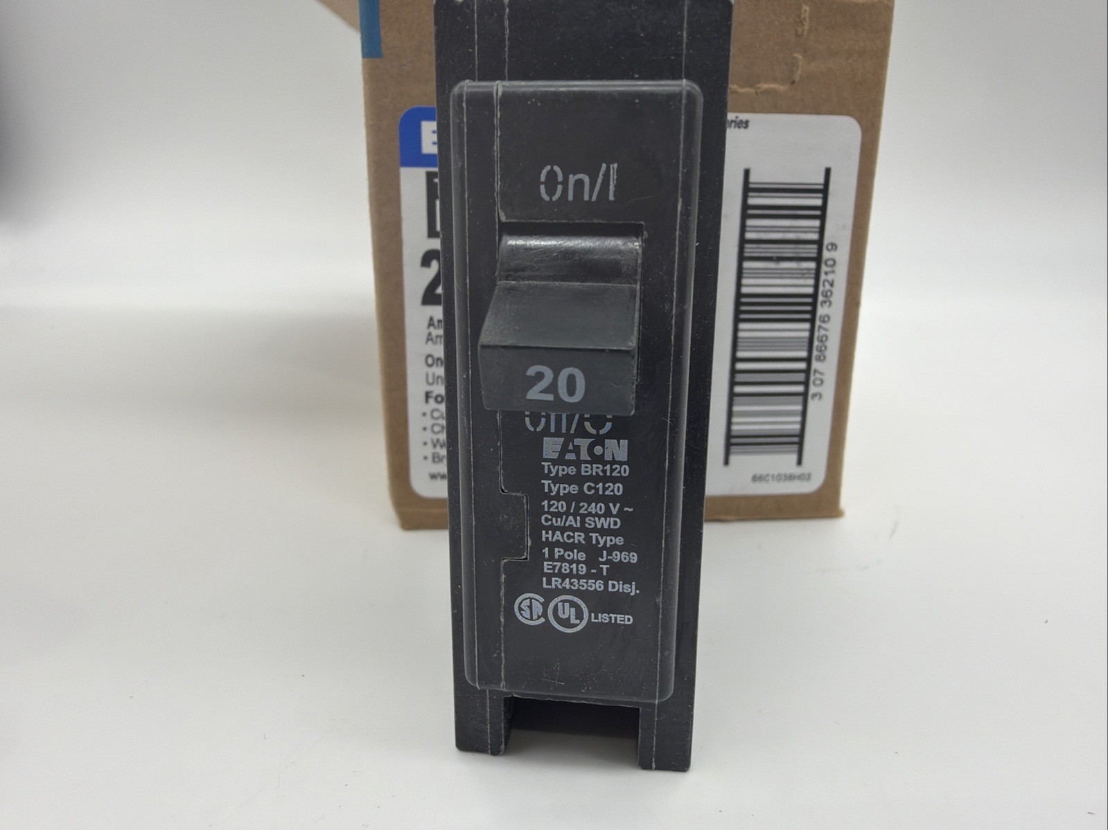 Box of 10 Eaton BR120 20A Single Pole Circuit Breakers NEW UL Listed