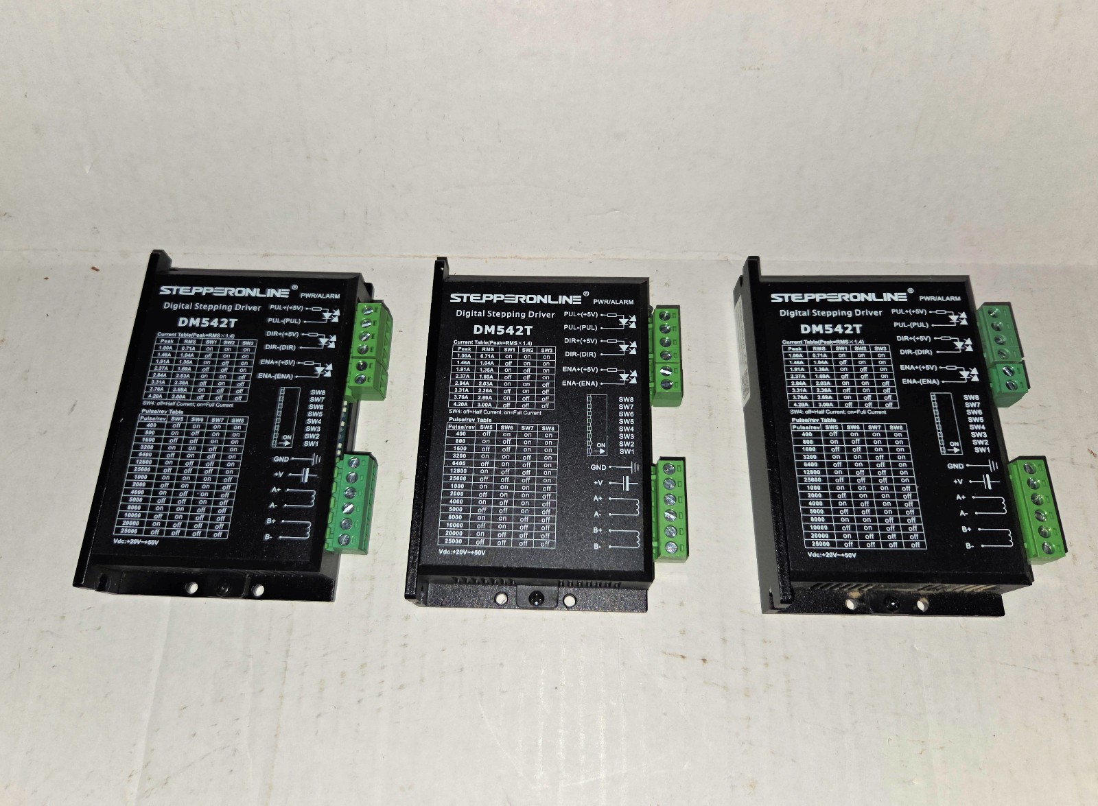 3 Stepperonline Stepper motor drivers DM542T for Nema 17/23 Motors