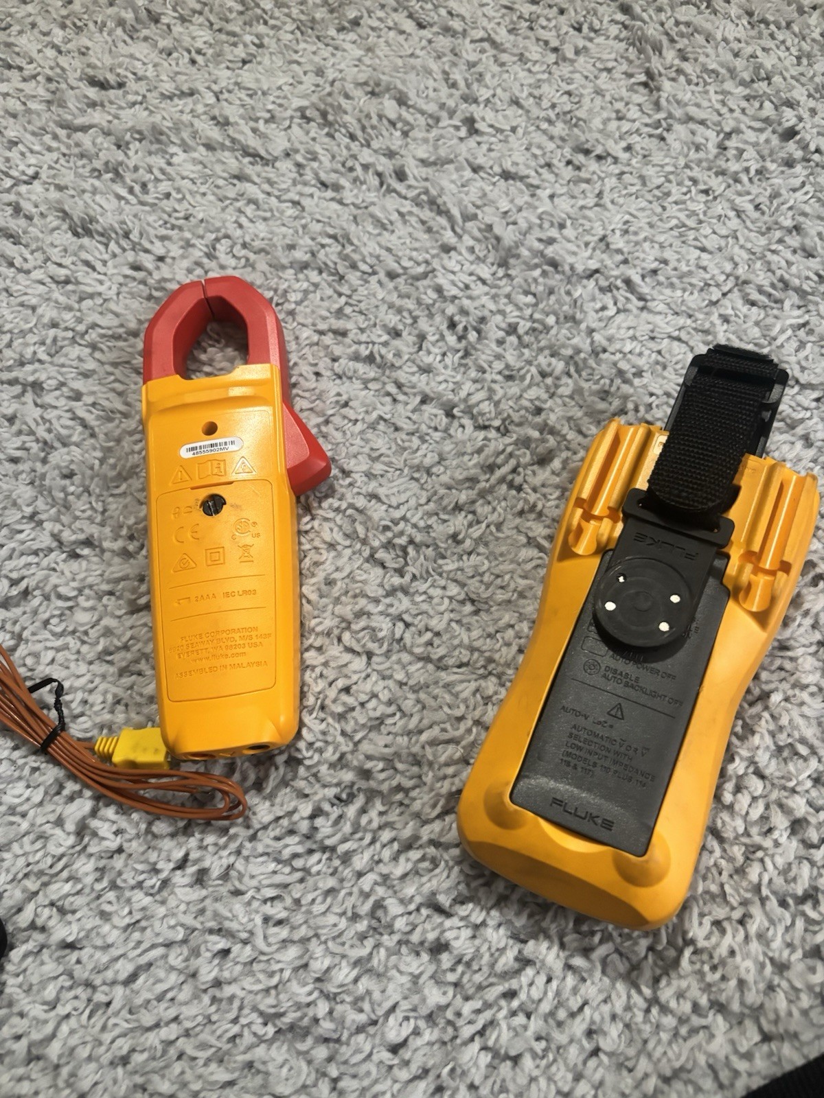 FLUKE 116/323 Kit HVAC True RMS Multimeter and Clamp Meter Combo Kit 4296029