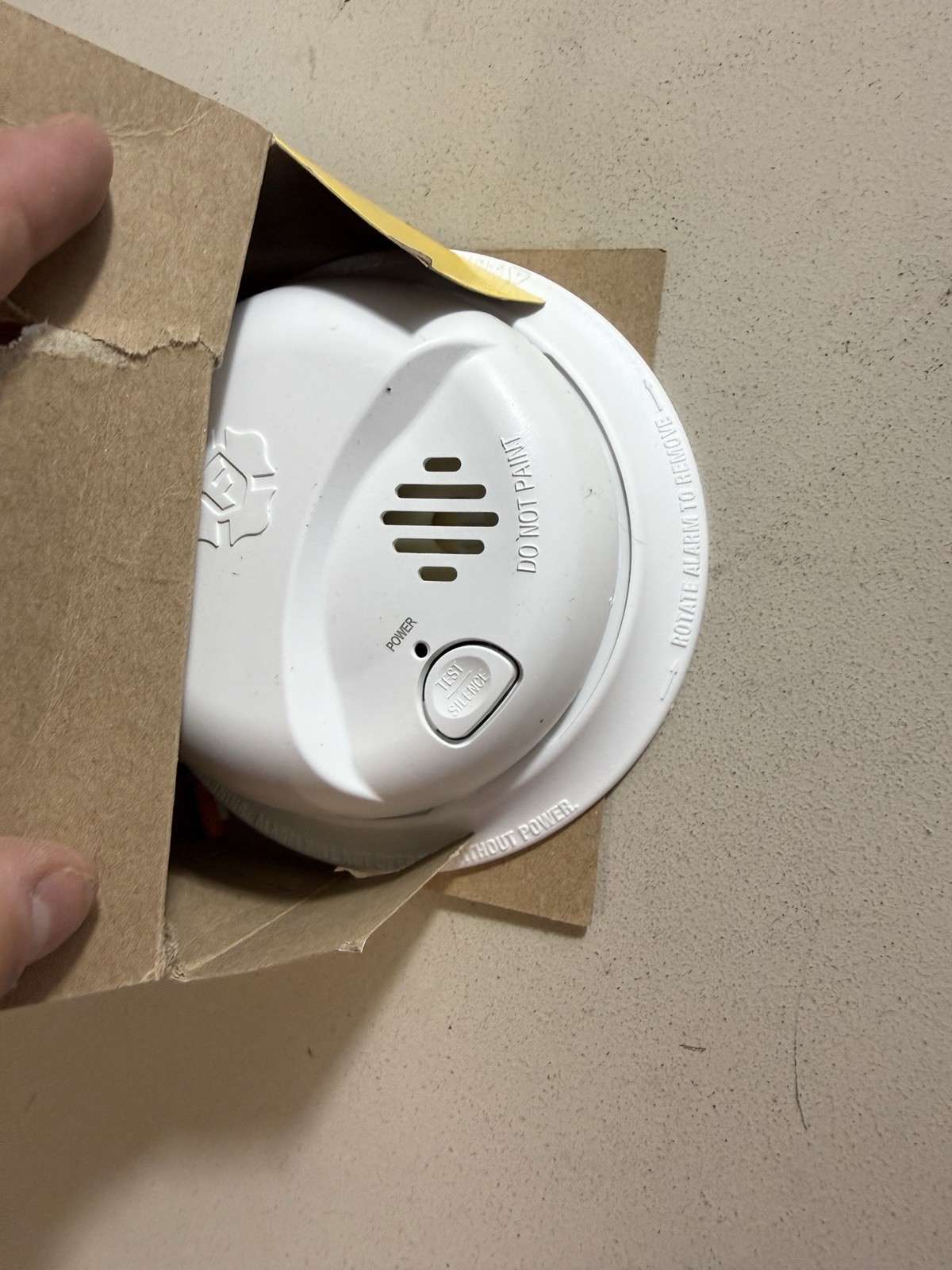 NEW BRK FIRST ALERT SMI100-AC HARDWIRE BATTERY BACK UP SMOKE DETECTOR ALARM