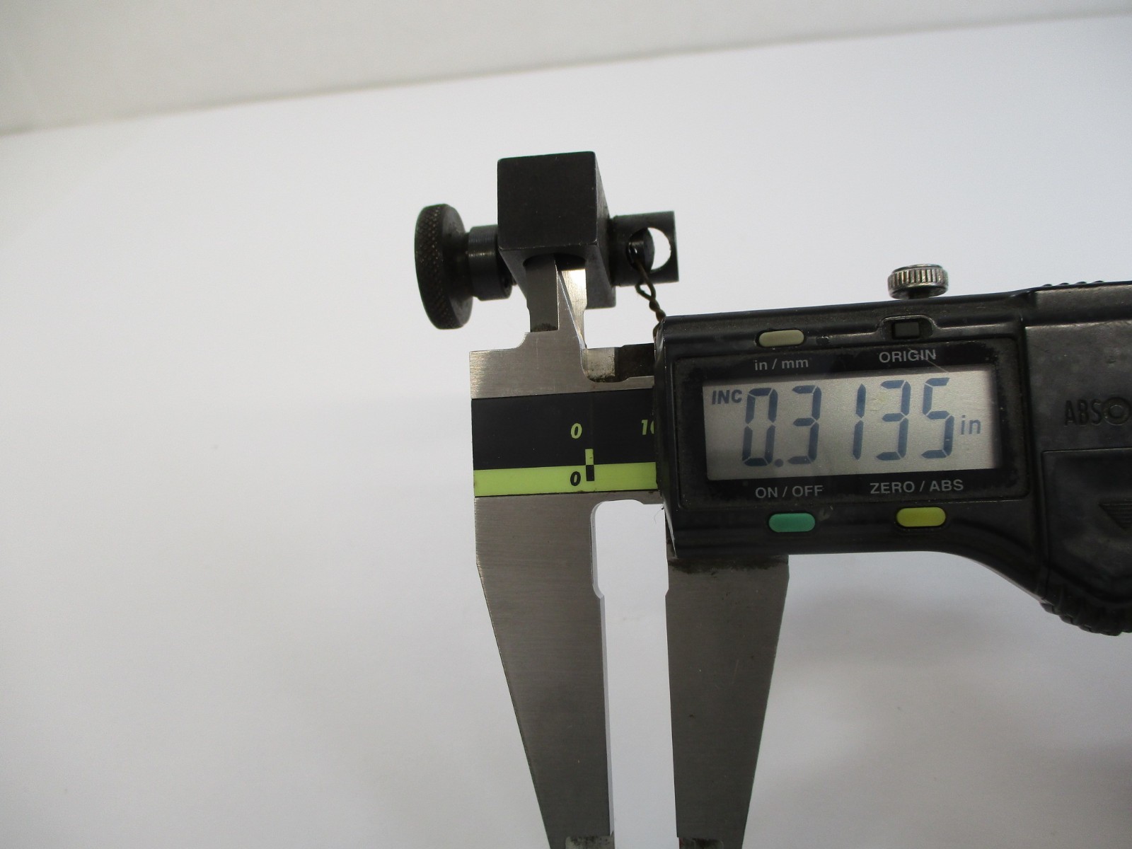Dial Indicator SNUG Height Gage Sleeve Clamp .312″ Upright x .250″ Mount Hole EC
