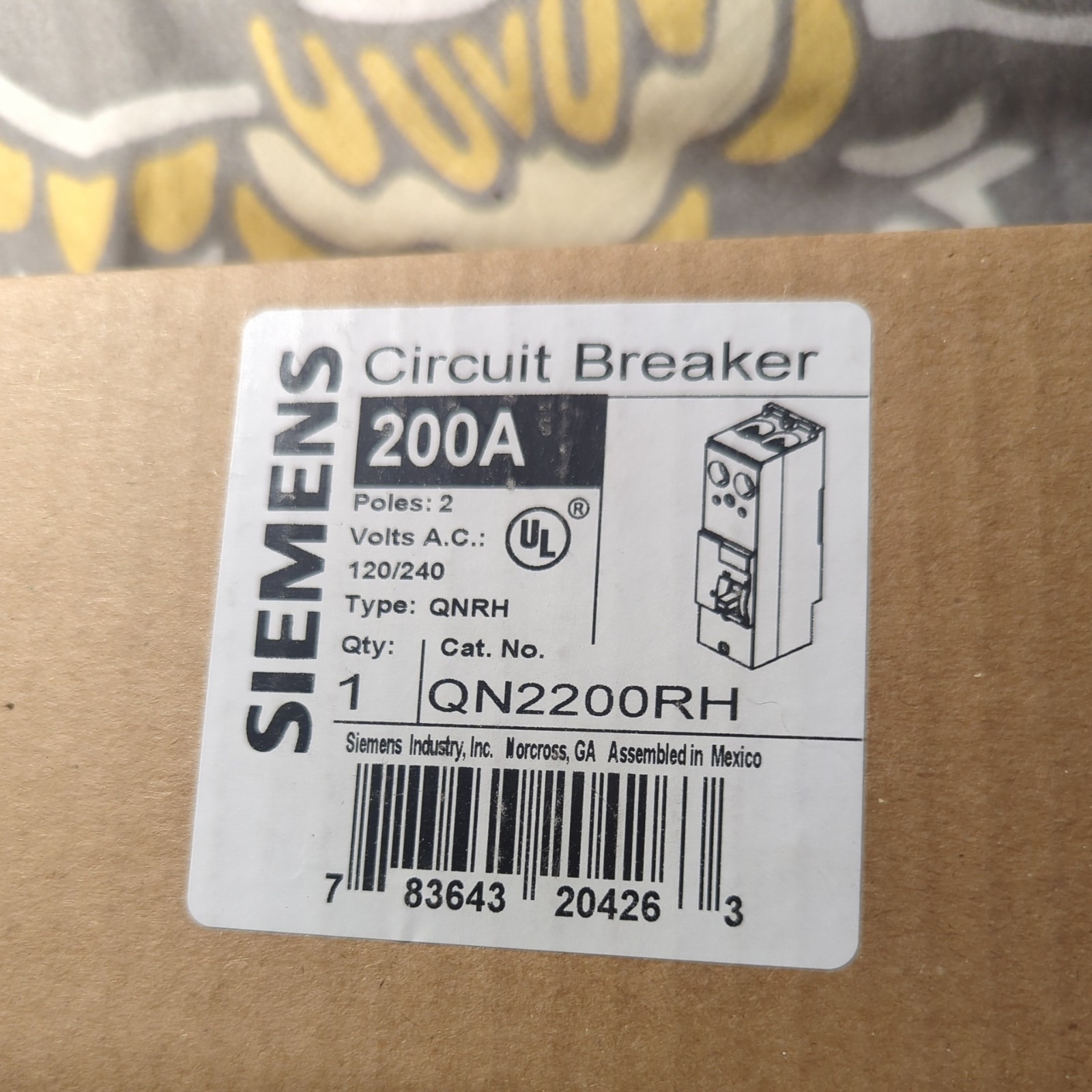 ITS Siemens QN2200RH 2 Pole 200 Amp 120/240 Volt 22K AIC Main Breaker