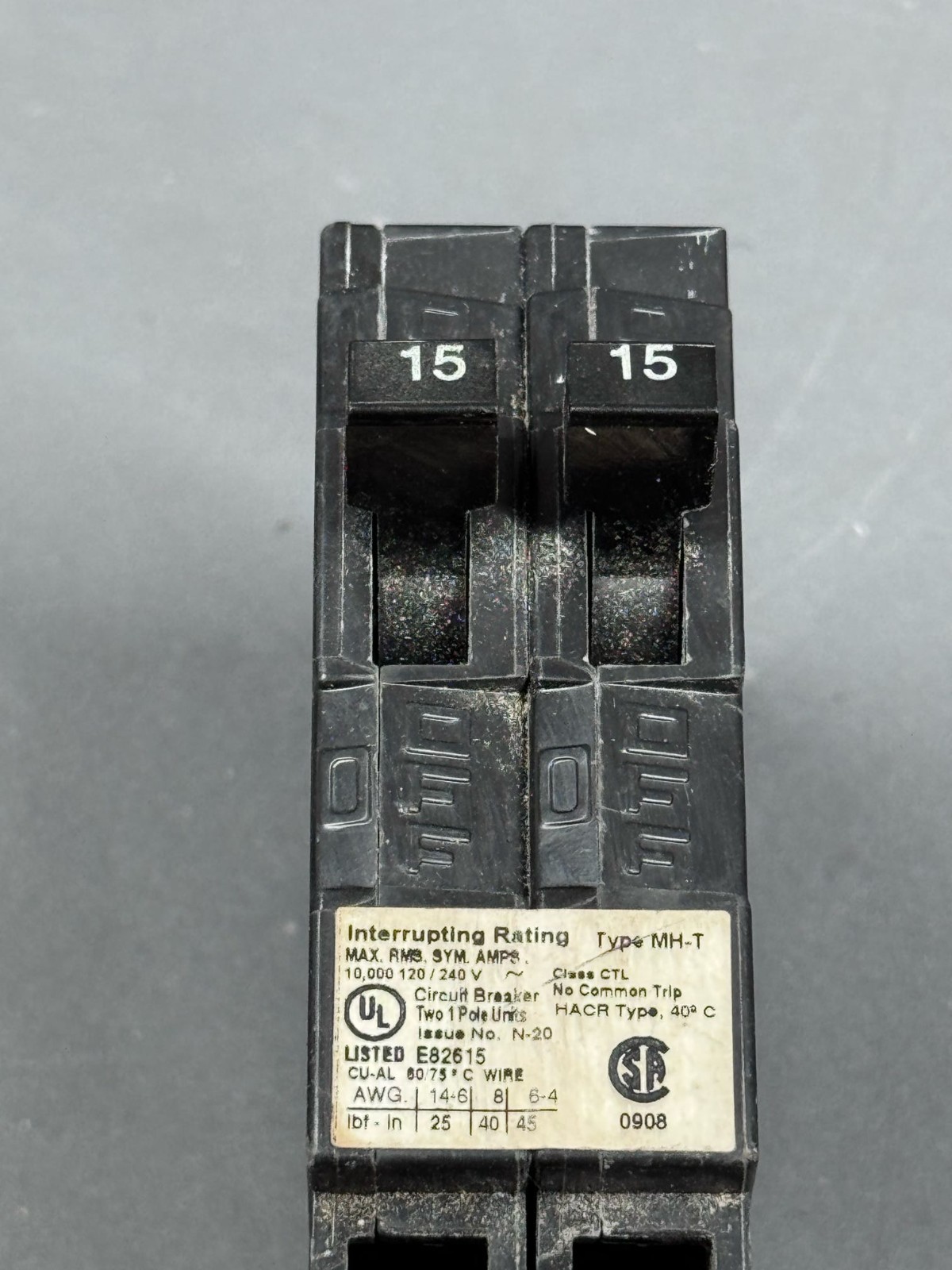 Murray MP1515 MH-T 15/15A Twin Tandem Duplex Circuit Breaker 120/240V Type MH-T