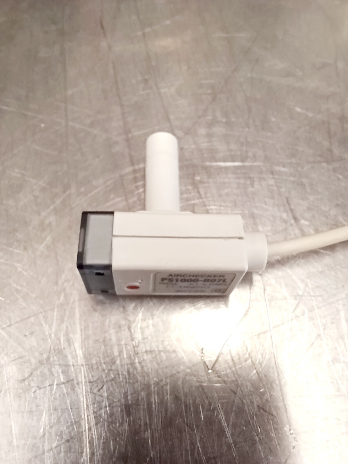 SMC Airchecker PS1000-R07L Pneumatic Pressure Switch / Sensor 6.5 Feet Long